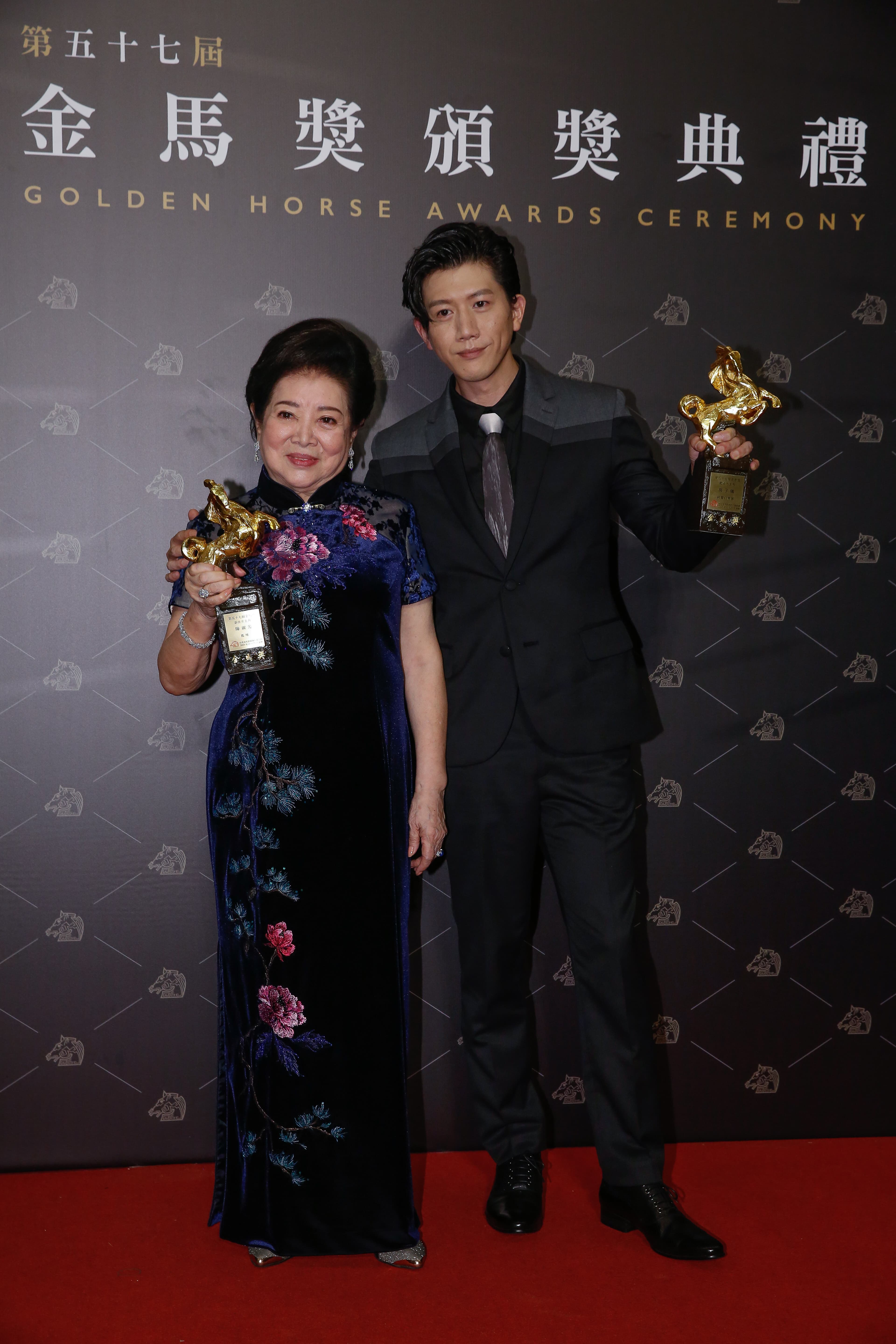 陳淑芳以《孤味》獲影后，與影帝莫子儀同台，他們也一起在《親愛的房客》演出。