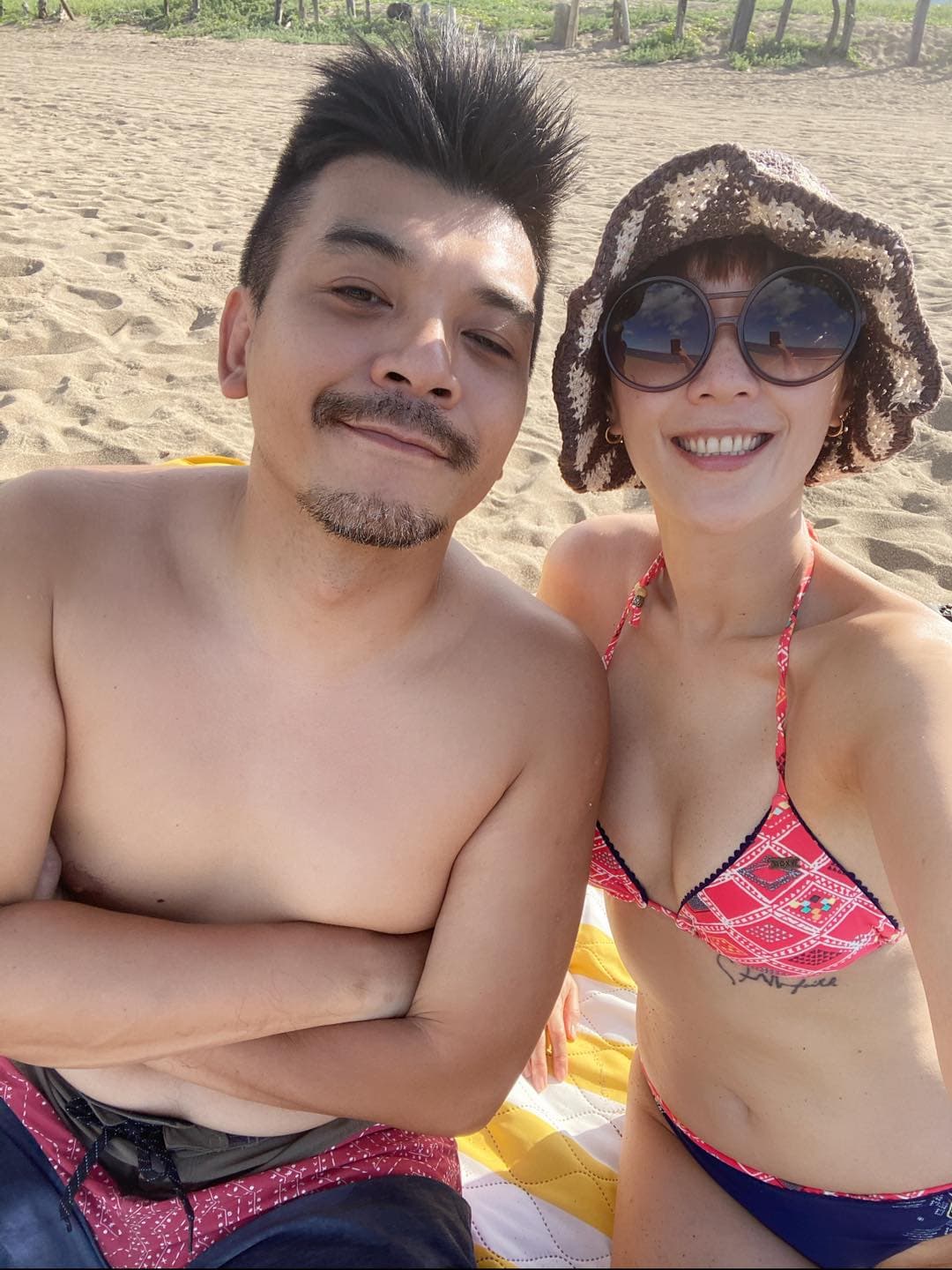 Gigi林如琦與老公史常出國旅遊享樂，婚姻看似幸福，沒想到Gigi上節目抱怨兩人財務上走AA制。（翻攝自Gigi林如琦臉書）