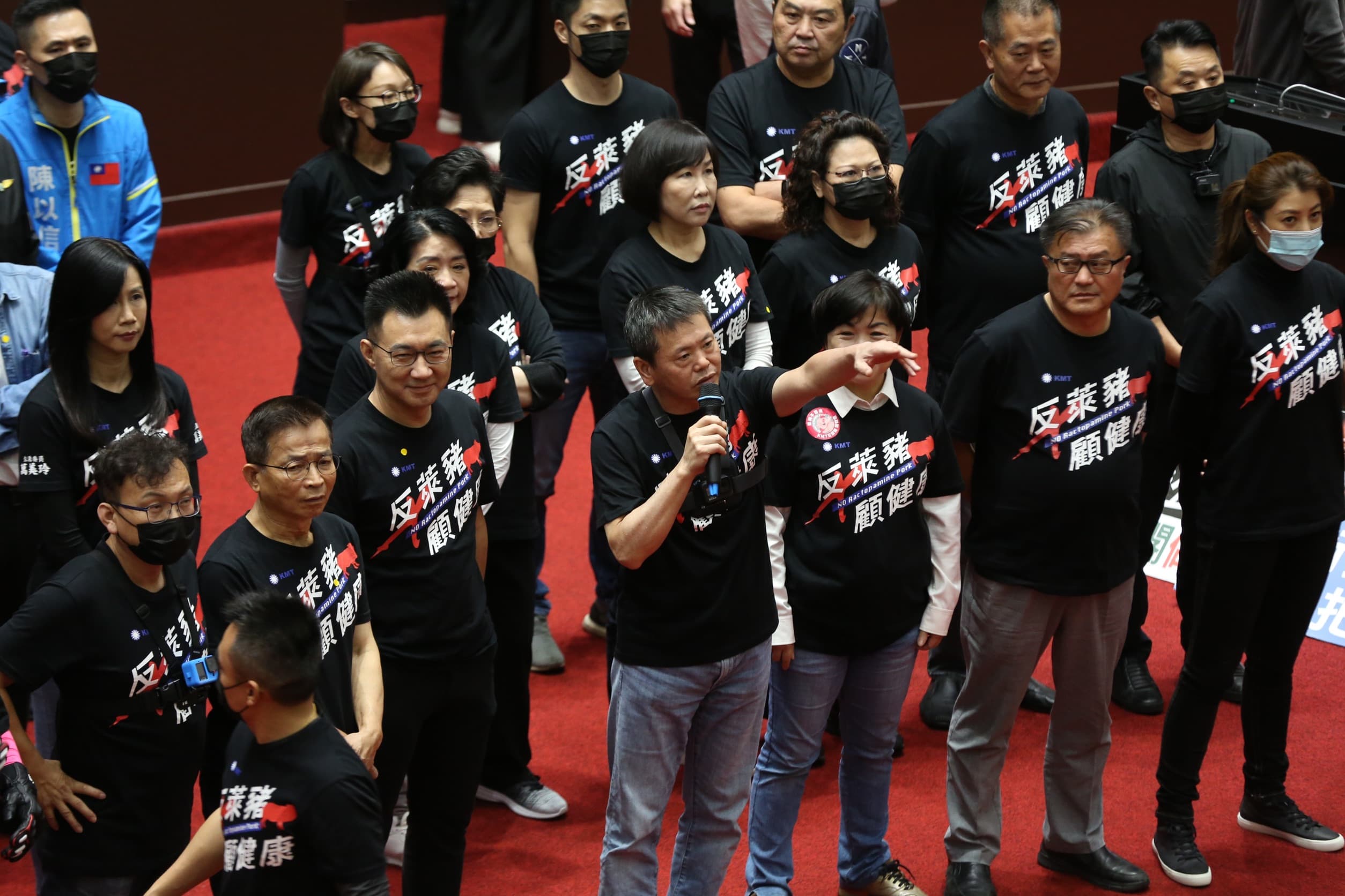 國民黨團總召林為洲要求依議程進行國是論壇。