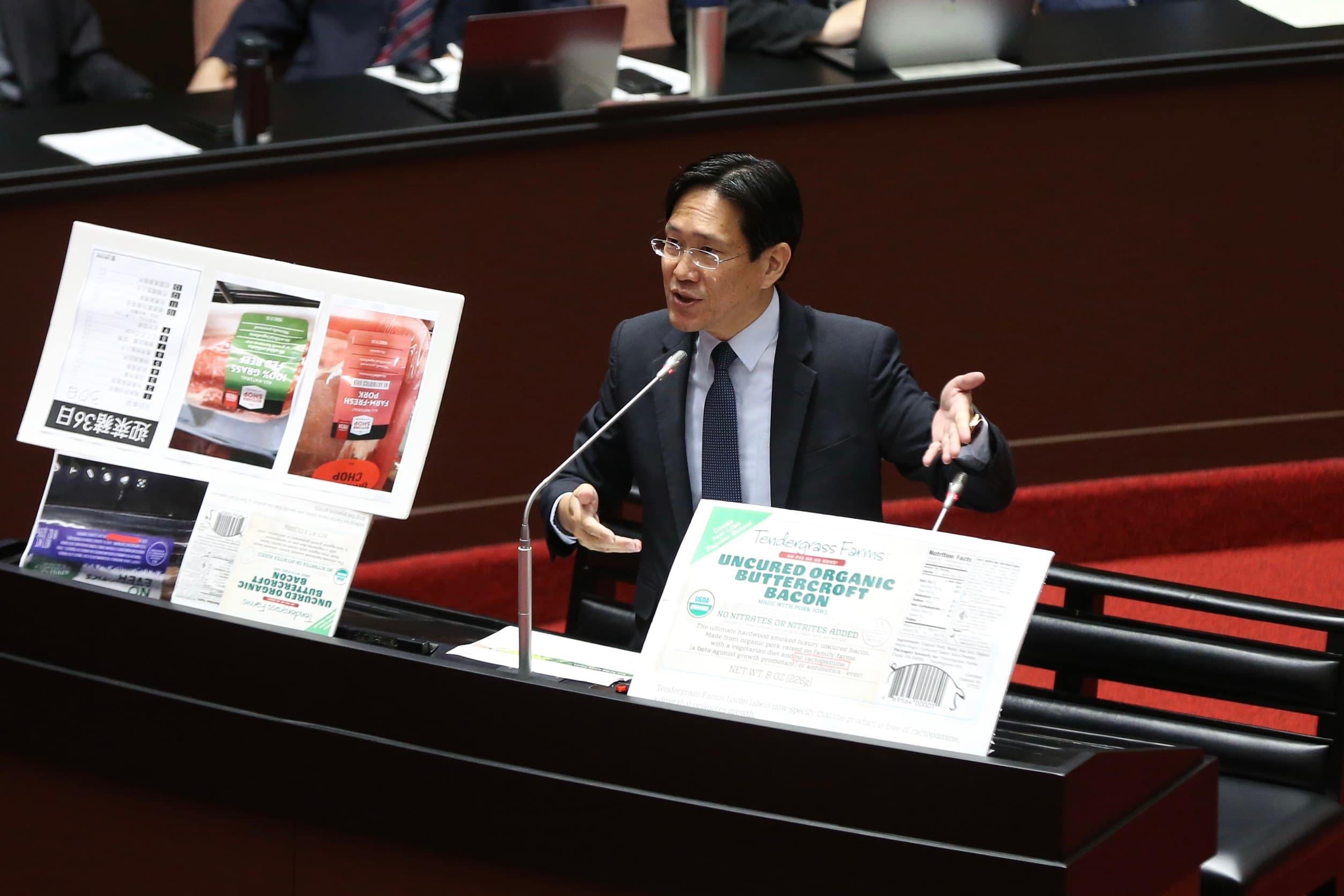 民眾黨立委張其祿順利質詢。