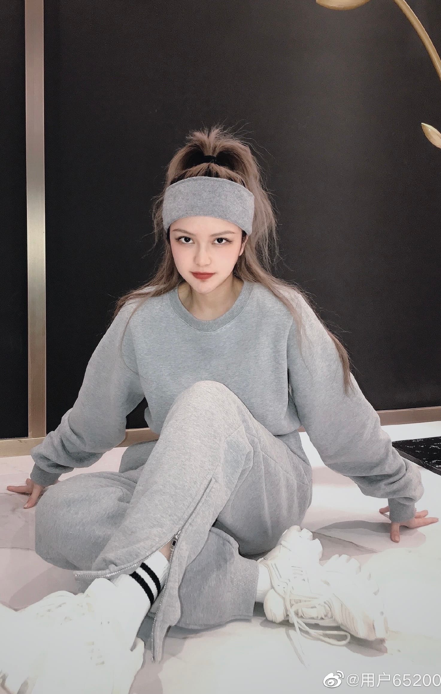 周揚青時常在微博與網友互動，儼然成了網友們的愛情小老師。（翻攝自周揚青微博）