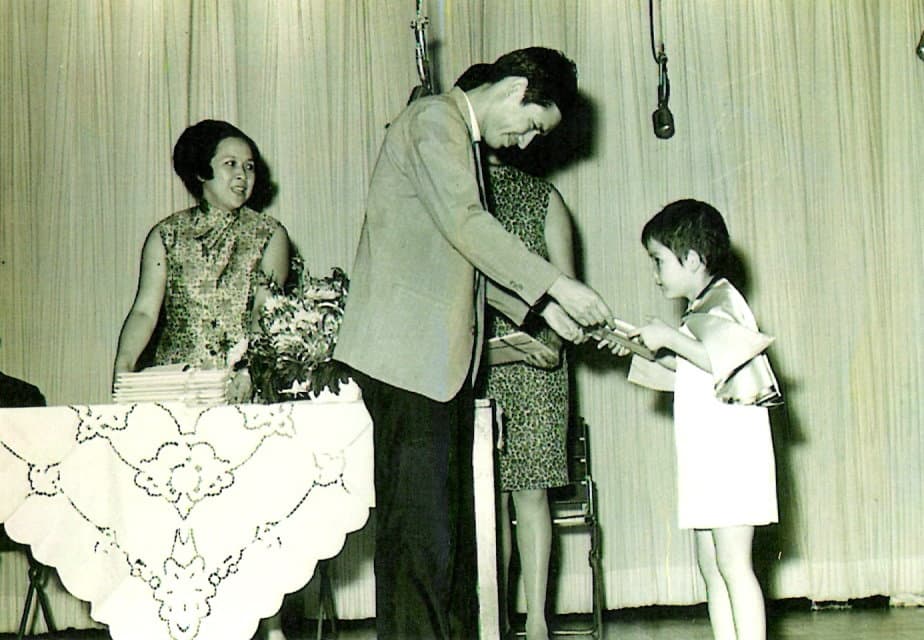 幼稚園時的周慧敏看起來非常可愛。（翻攝周慧敏臉書）