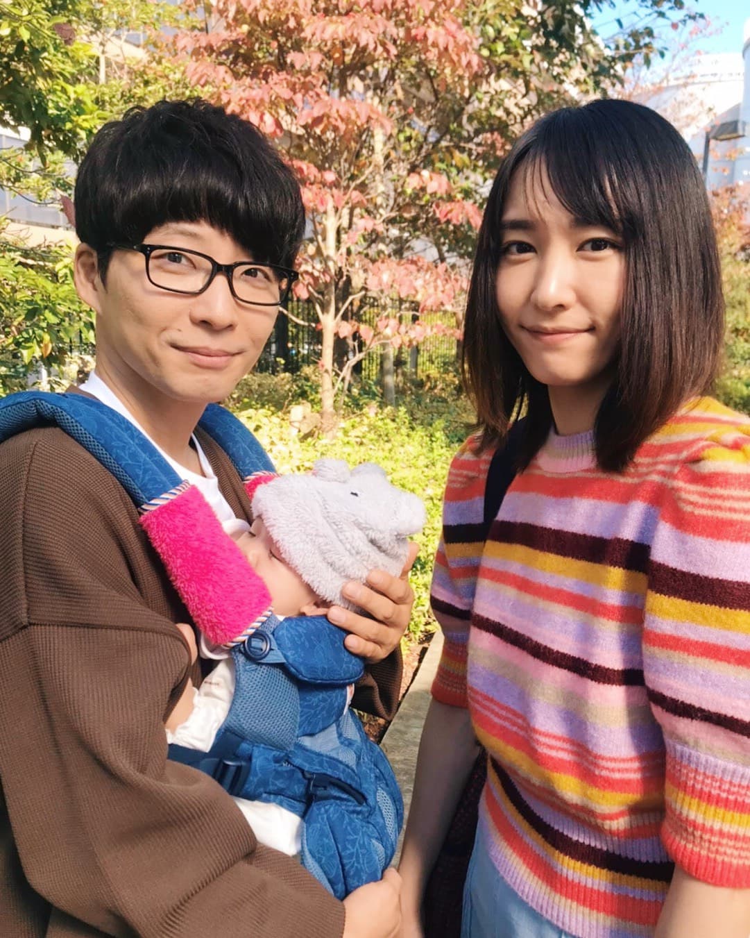 《月薪嬌妻 特別篇》與現實時間同步，經過4年，平匡和美栗多了小寶貝。（翻攝星野源推特）