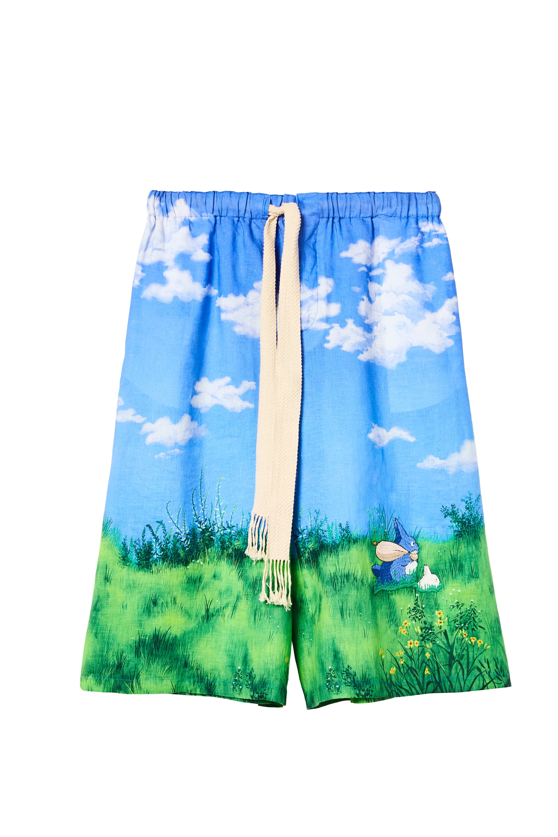 Totoro天空藍景色寬褲。NT$37,000（LOEWE提供）