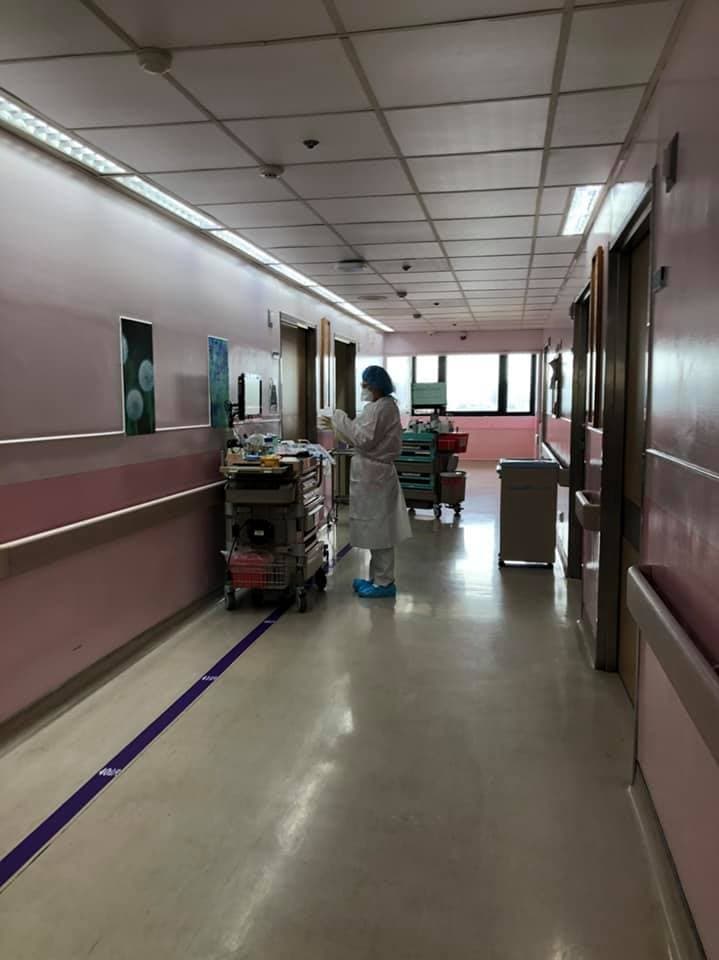王必勝表示，醫院移出部分風險較低的患者，是希望降低這些病人的感染風險，也能讓醫護可以休息、落實健康管理。（翻攝自王必勝臉書）