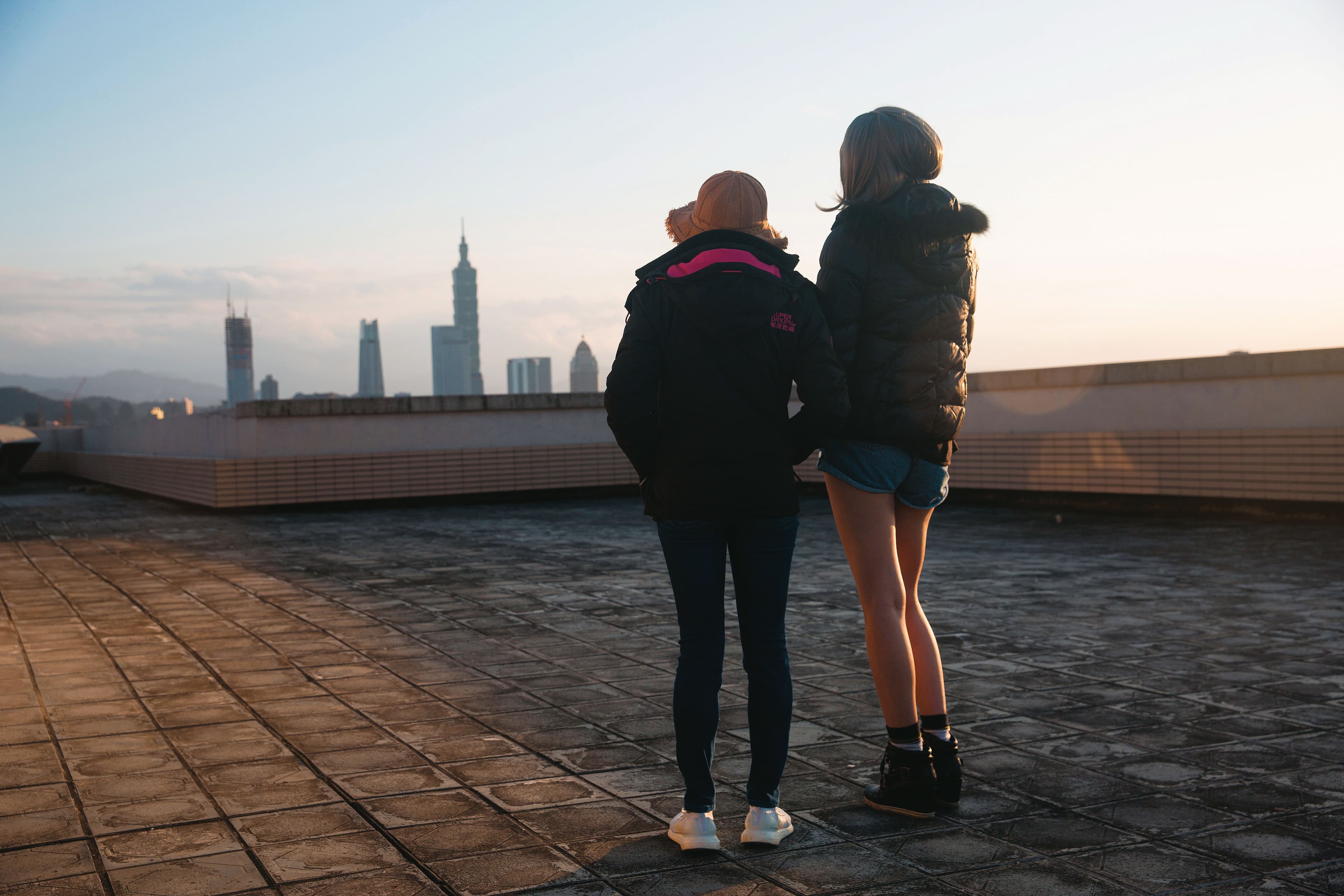 2名遭騙財騙色的女子出面踢爆洪男行徑，並準備提告。