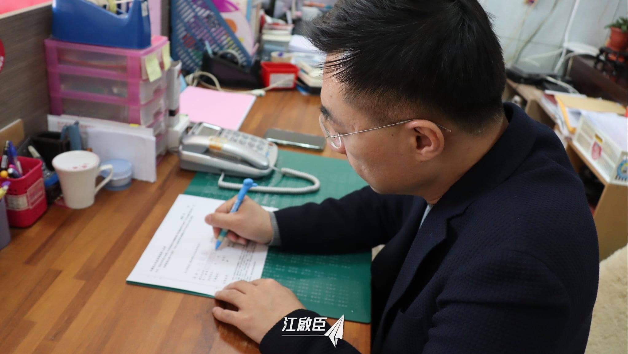 國民黨主席江啟臣日前公開參加「珍愛藻礁」連署，讓外界認為此一議題已成了政治問題。（取自江啟臣臉書）