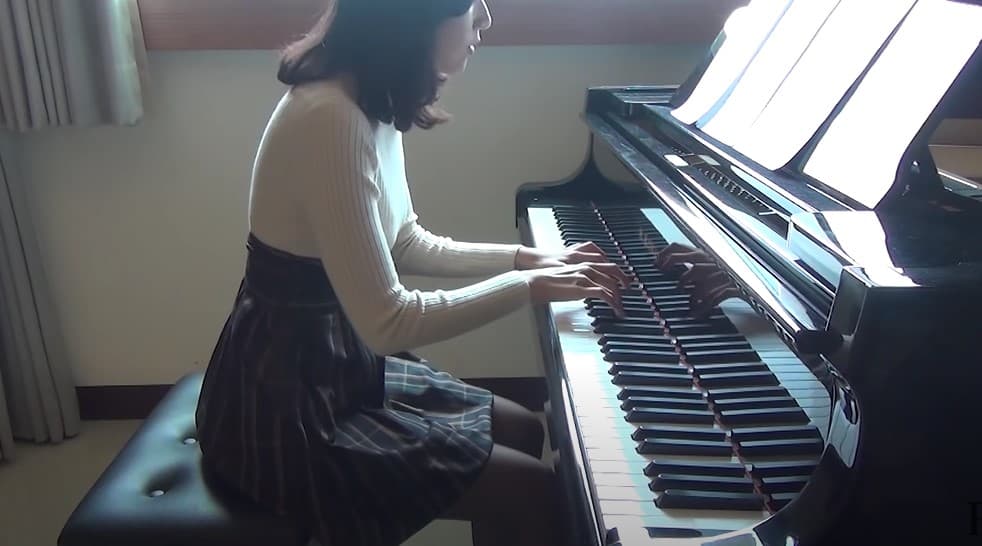Youtuber Pan Piano在最新影片中終於露臉，結果卻讓網友們紛紛傻眼。（翻攝自Pan Piano Youtube頻道）