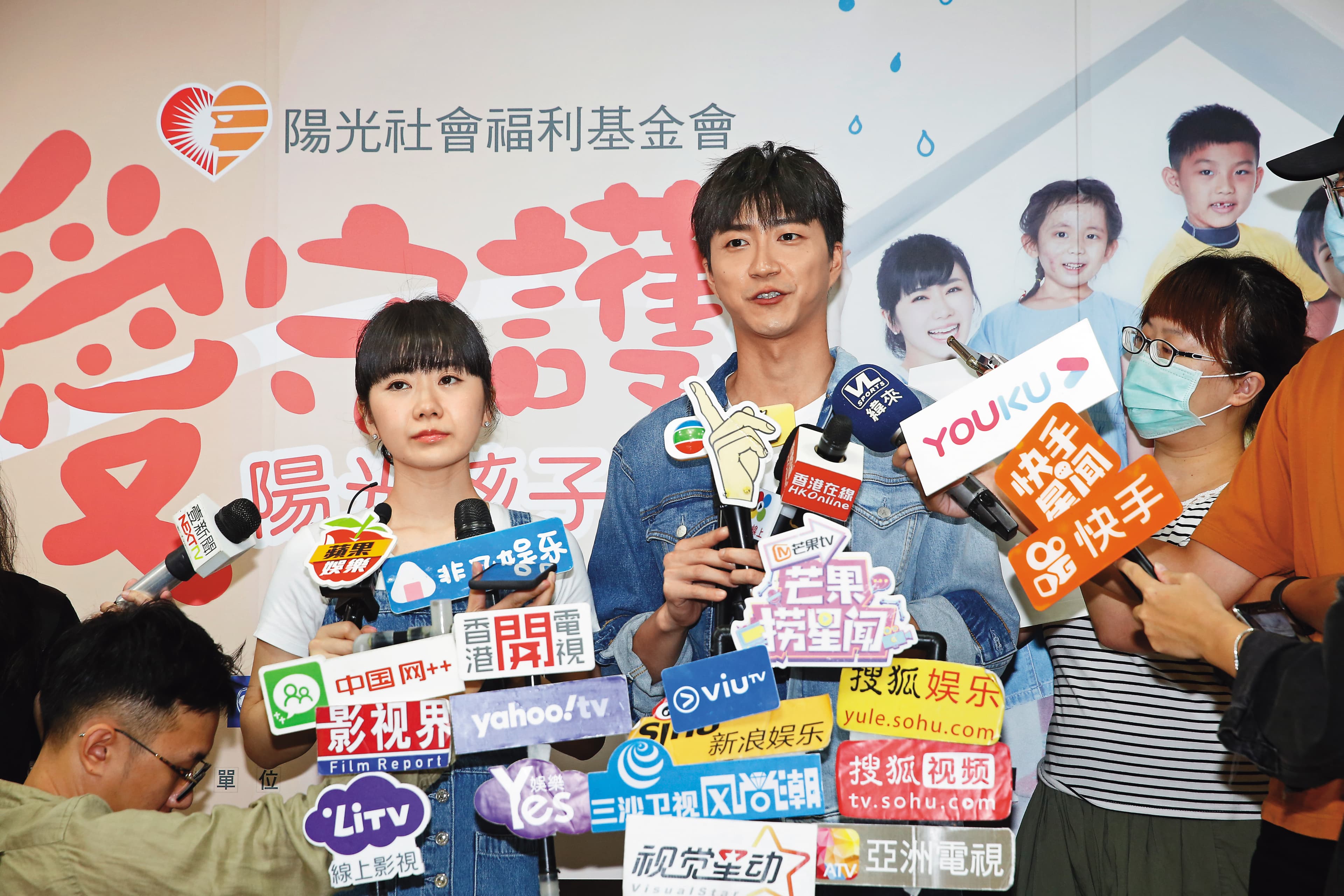 福原愛（左）與江宏傑（右）的婚姻目前看來岌岌可危，而且似乎女的想離，男的依舊試圖挽回。