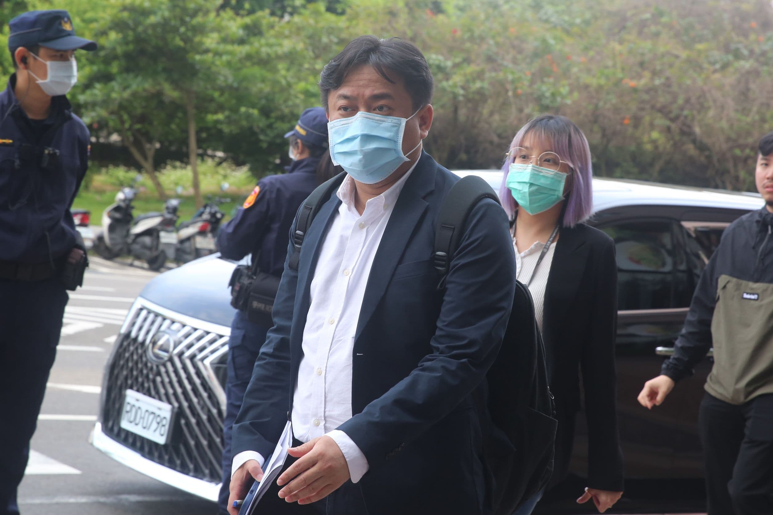 民進黨立委洪申翰今到民進黨中常會報告。