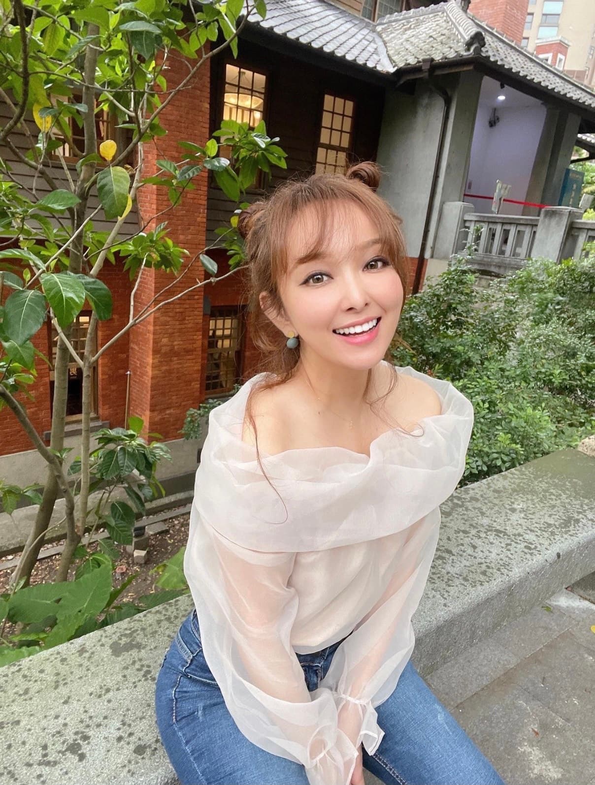 愛紗曾深陷失婚低潮。（翻攝愛紗IG）