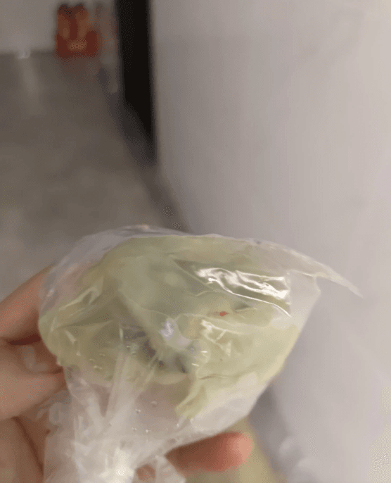 原PO驚覺表示，原來自己眼殘，沒發現店家是用「顆」的單位來點餐。（翻攝自PTT）