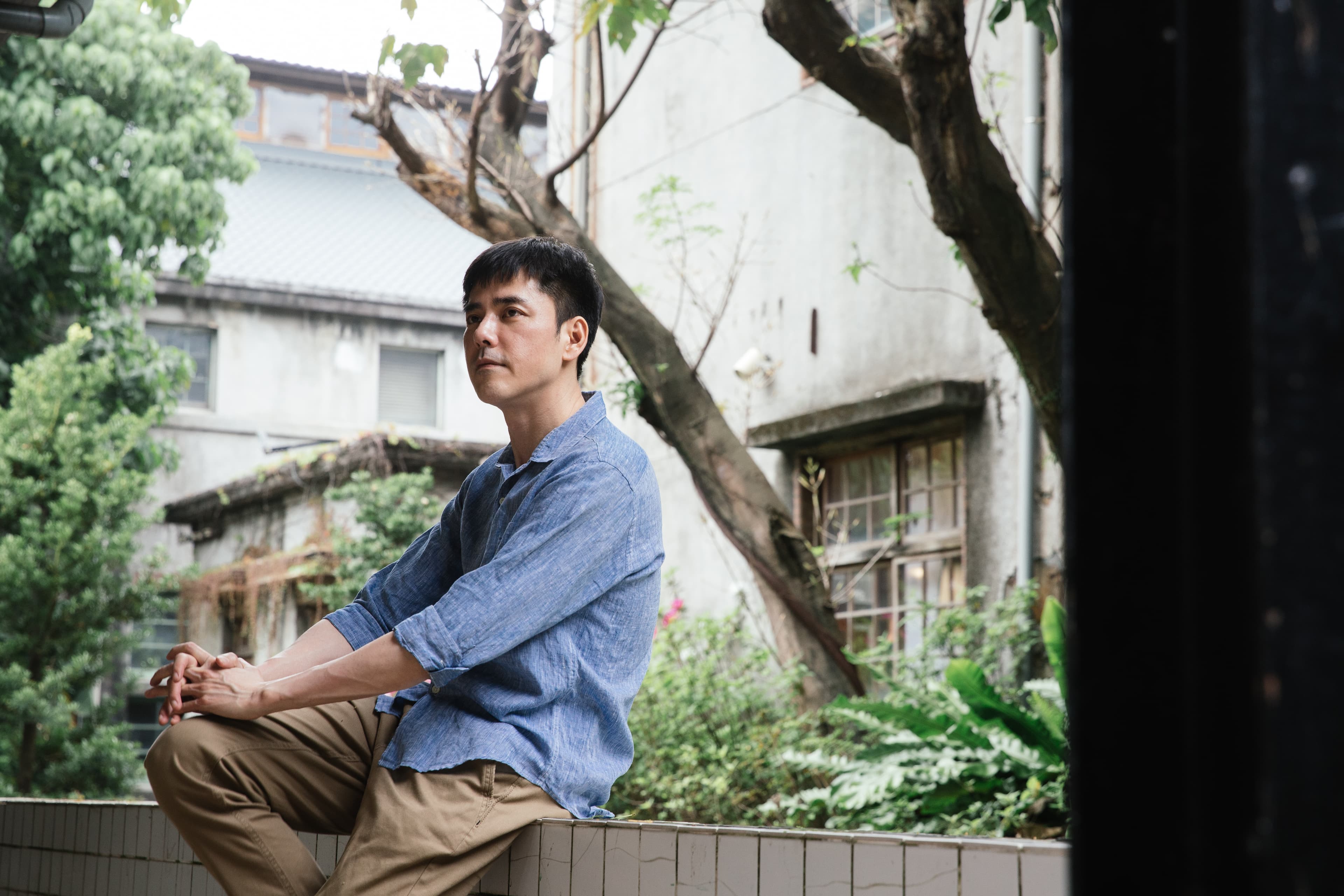 八點檔男星丁力騏失業一年多，對於被經紀公司投閒置散感到相當無奈。