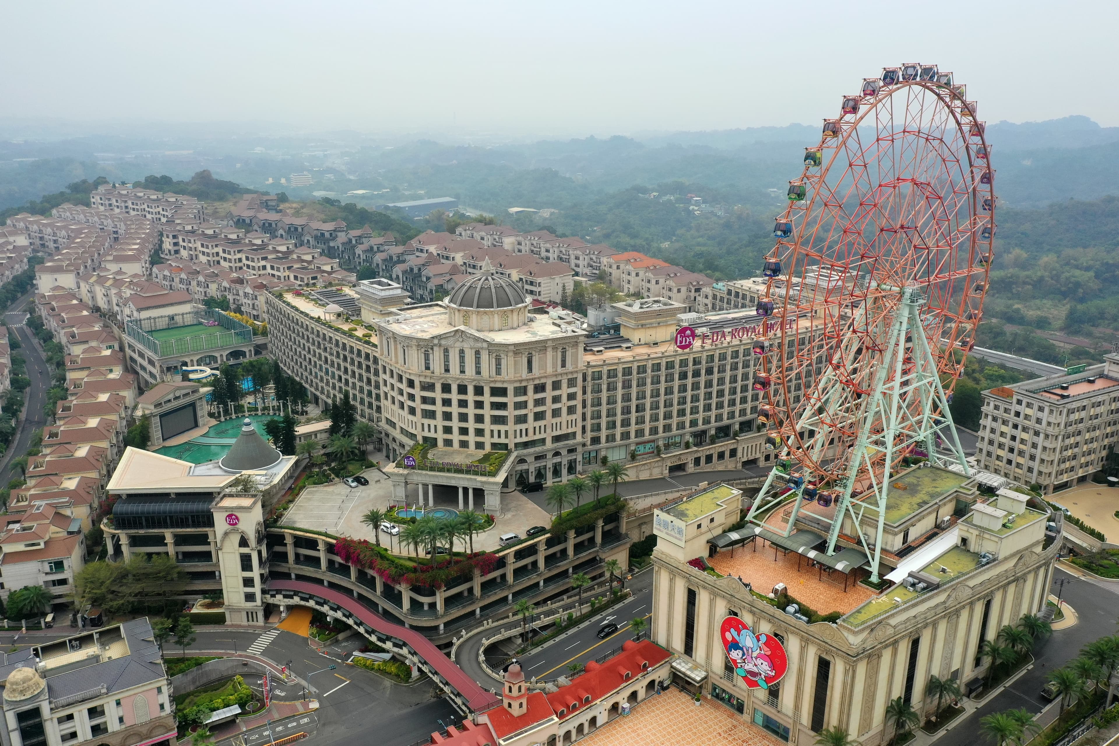 除了鋼鐵業，林義守也將投資觸角伸向醫療、教育、地產、休閒事業等領域。