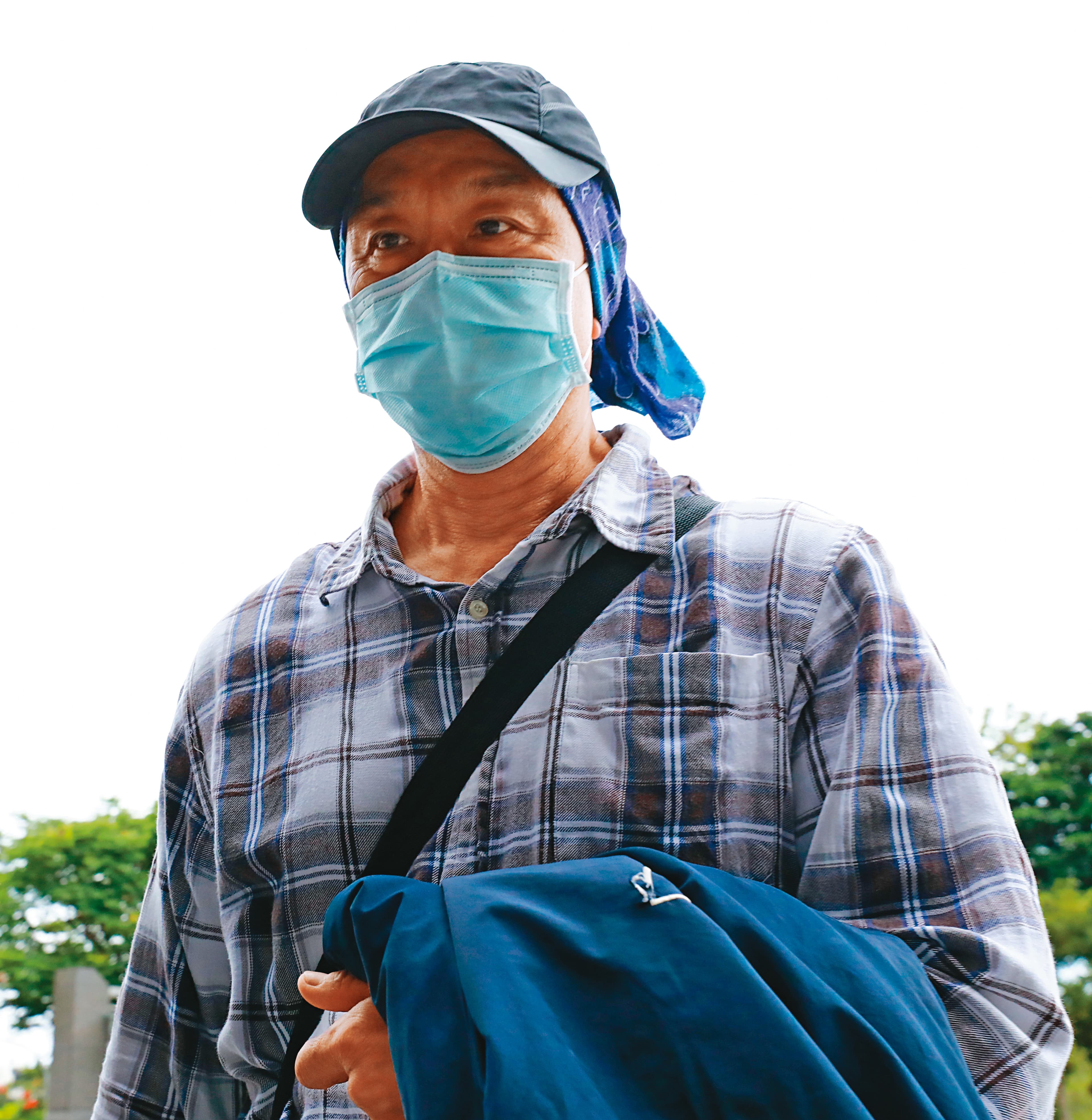 工程車卡住的轉彎處未設護欄，檢方依過失致死罪，將監造商聯合大地監造主任李進福（圖）及台鐵主任熊德育各以50萬元及15萬元交保。