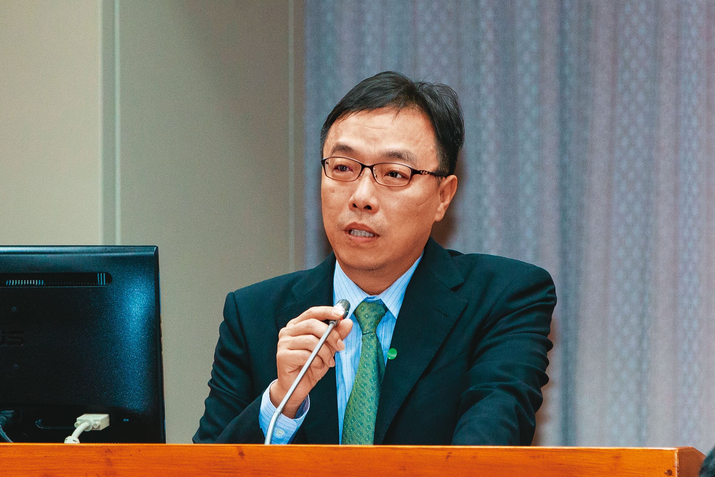 央廣總台長張正（圖）在主管會議中表示，「紅白單」弊案是歷史共業。