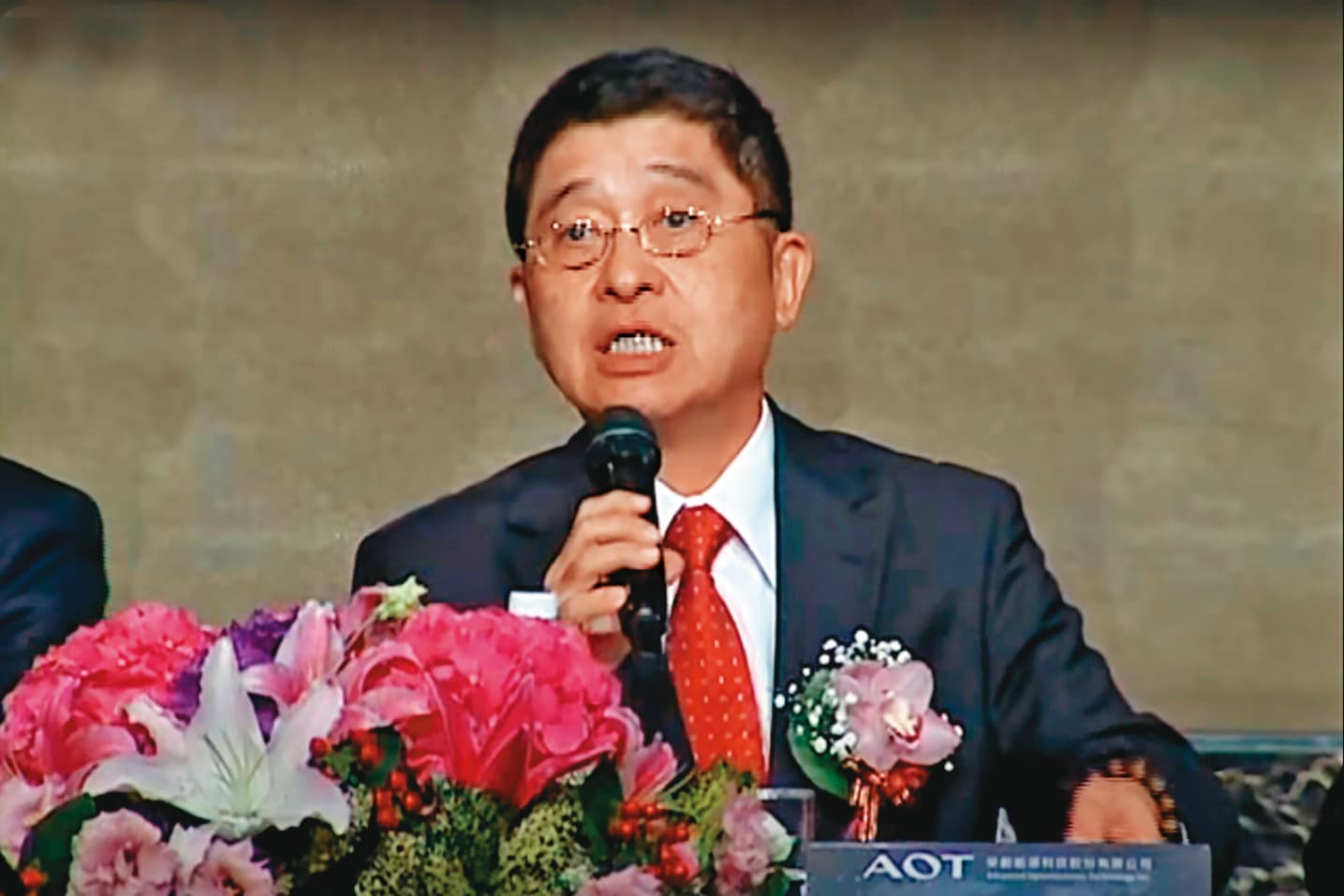 前群創董事長莊宏仁（圖）是郭台銘倚重的私人掌櫃，郭董的6家私人投資公司都由他當董事長。（翻攝榮創能源科技業績表會）