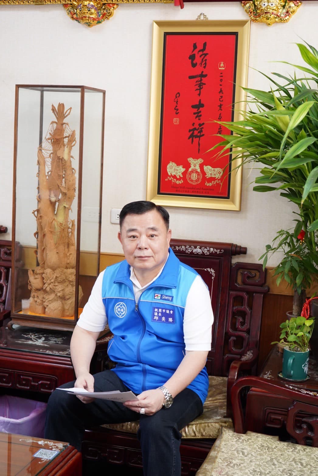 綠營指出，剛接任桃園縣黨部主委的桃園市議會議長邱奕勝，過去也曾捲入地方賭博電玩案。（翻攝自邱奕勝臉書）