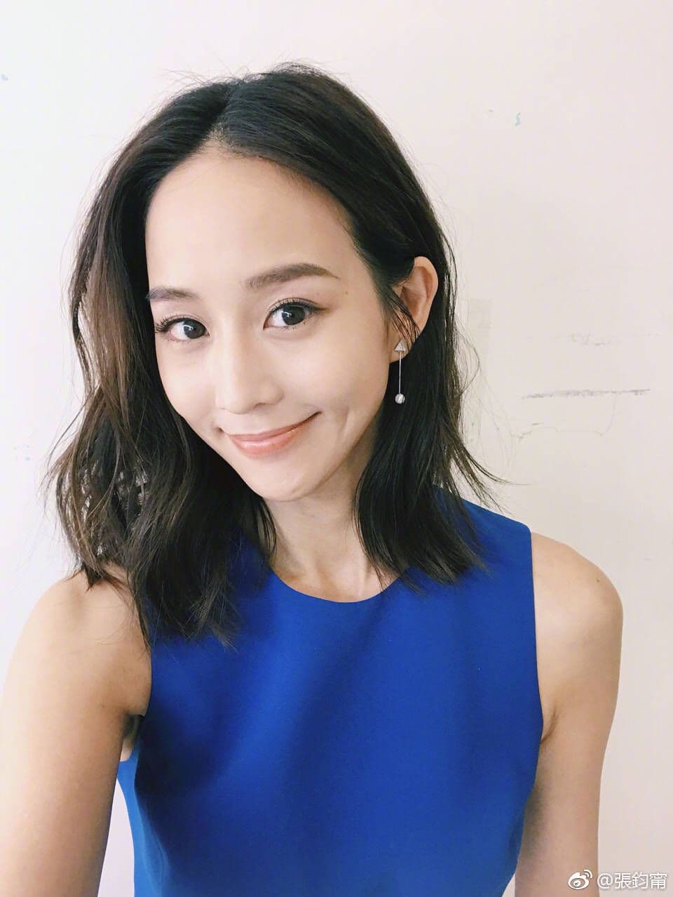張鈞甯客串徐若瑄製作的電影《孤味》。（翻攝自張鈞甯微博）