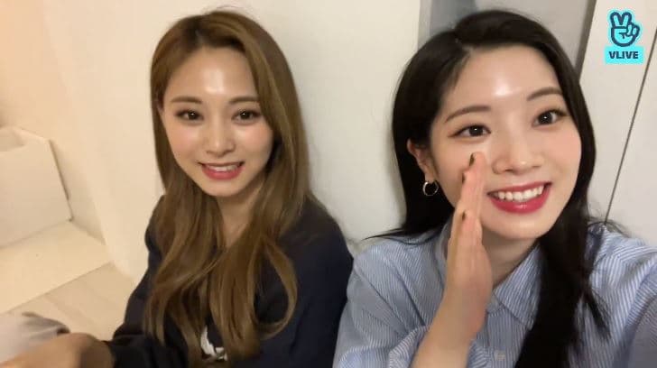 多賢祝周子瑜的母親生日快樂。（翻攝自Twice vlive）