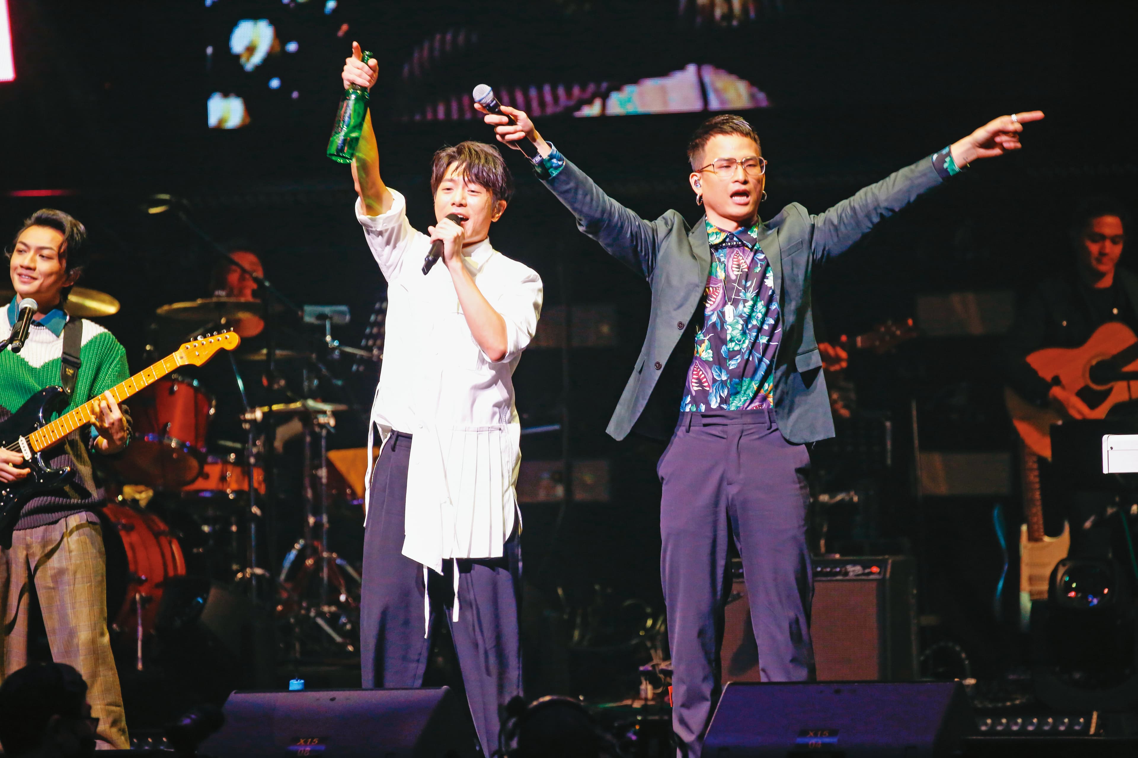 韋禮安（中）在北流音樂中心，舉辦兩場「而立之後」演唱會，當時還邀來茄子蛋擔任嘉賓。