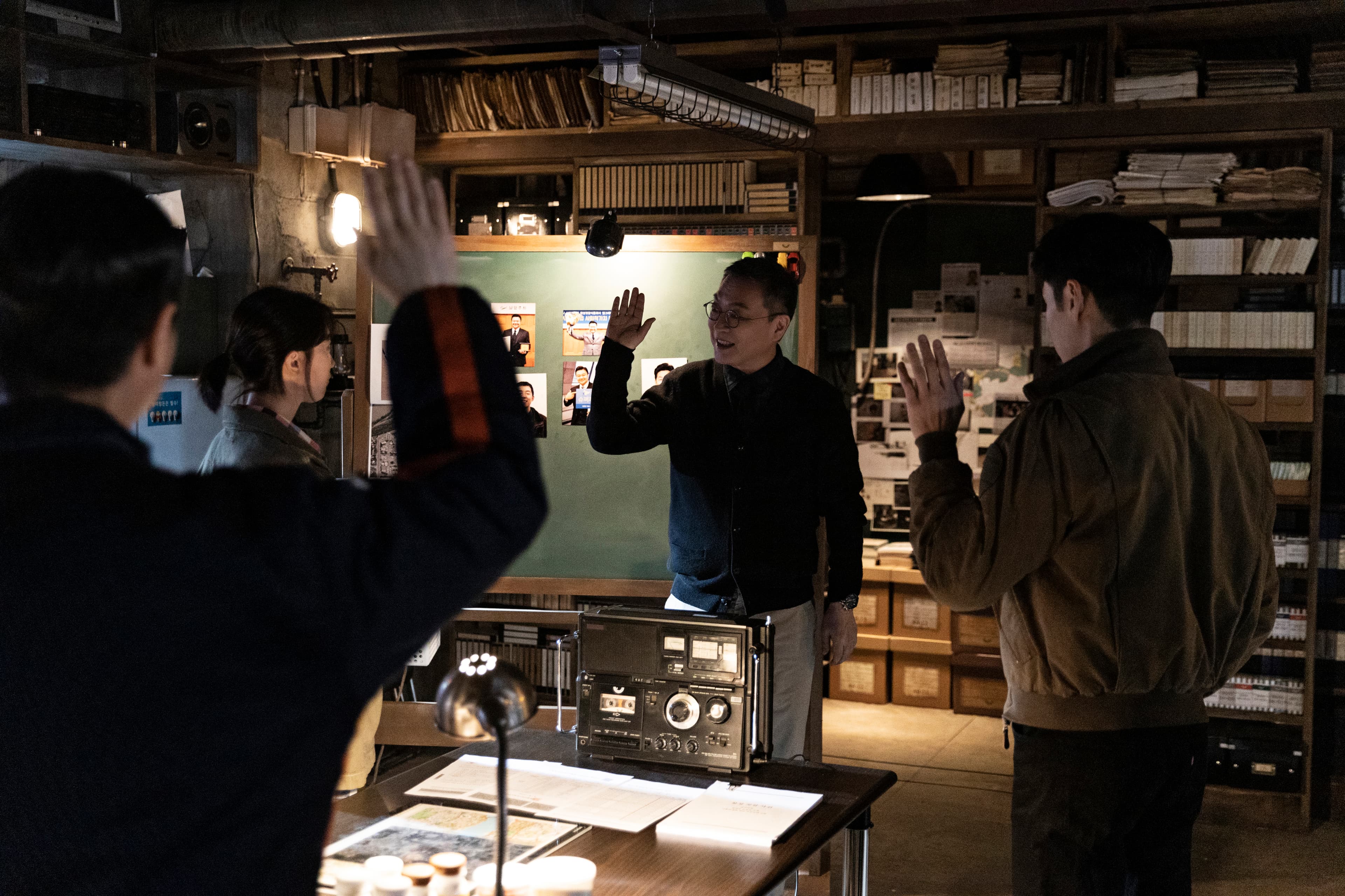 李帝勳（右1）希望趕快再與《模範計程車》的劇組和演員再拍第2季。（friDay影音提供）