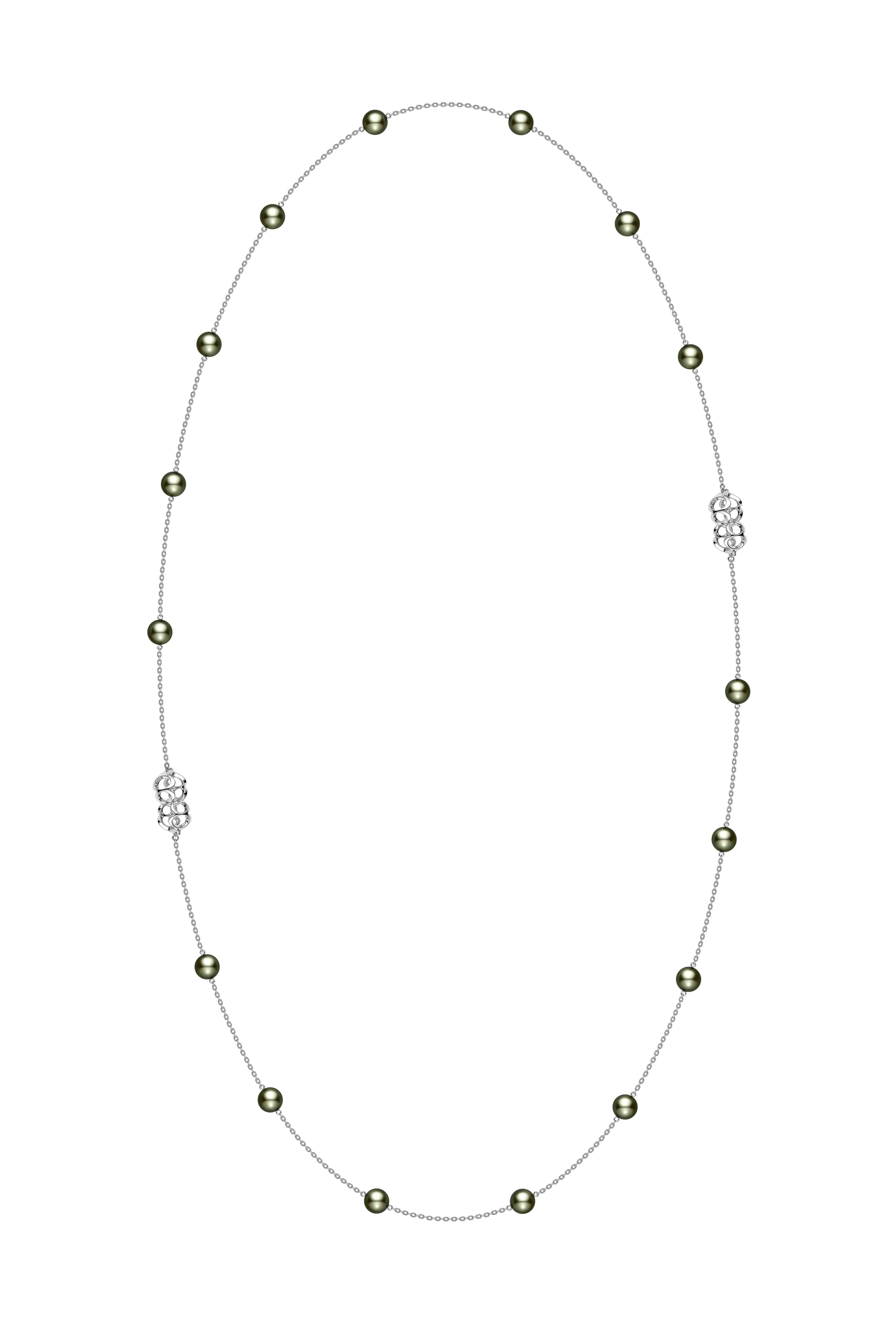 Double Eight系列黑珍珠鏈結項鍊 18K白金，黑珍珠（珍珠尺寸約8.50-8.99mm） Mikimoto  NT$268,000。（Mikimoto提供）