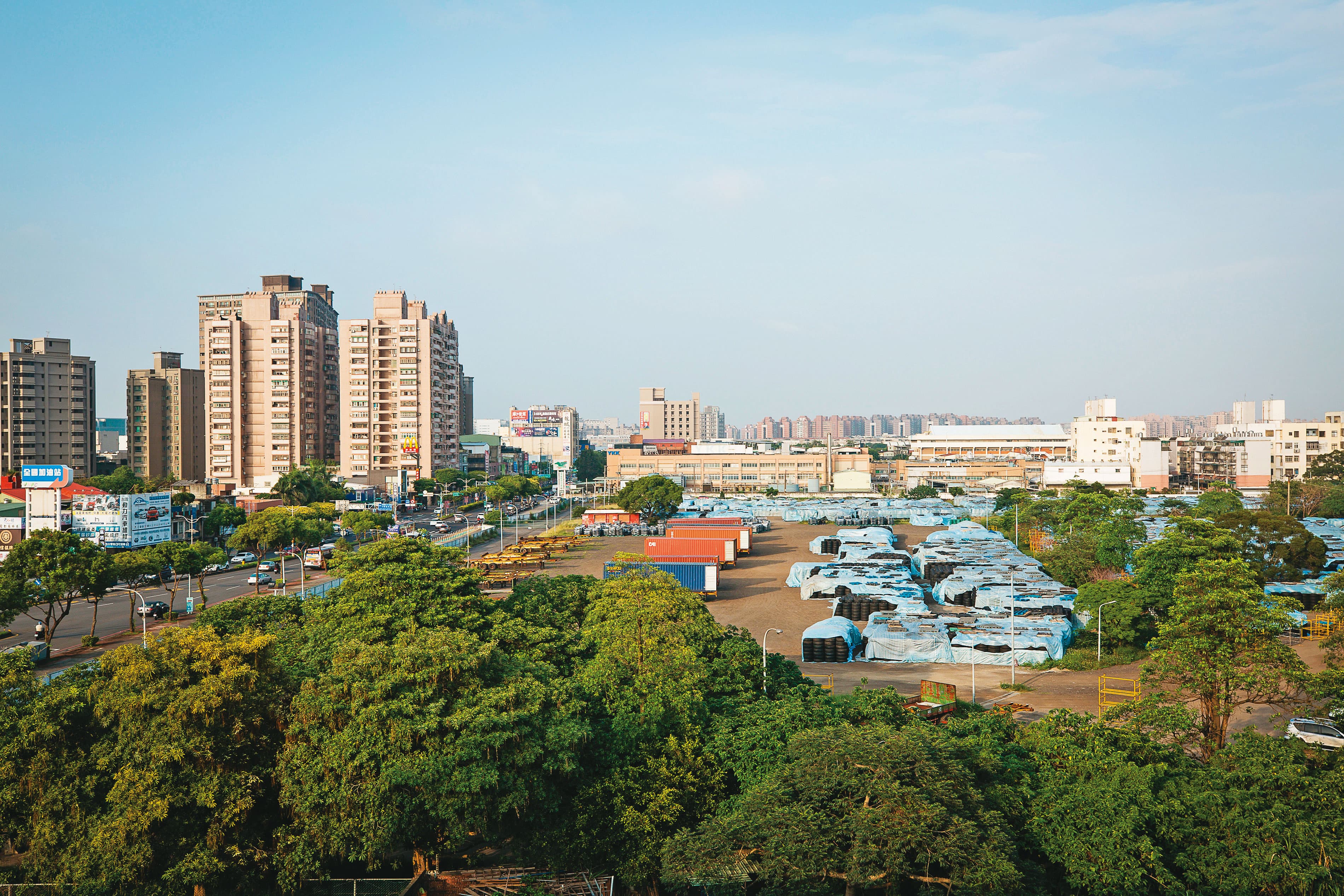 泰豐中壢廠這塊土地即將進入重劃階段，根據估算市值達50億元、開發利益至少200億元。