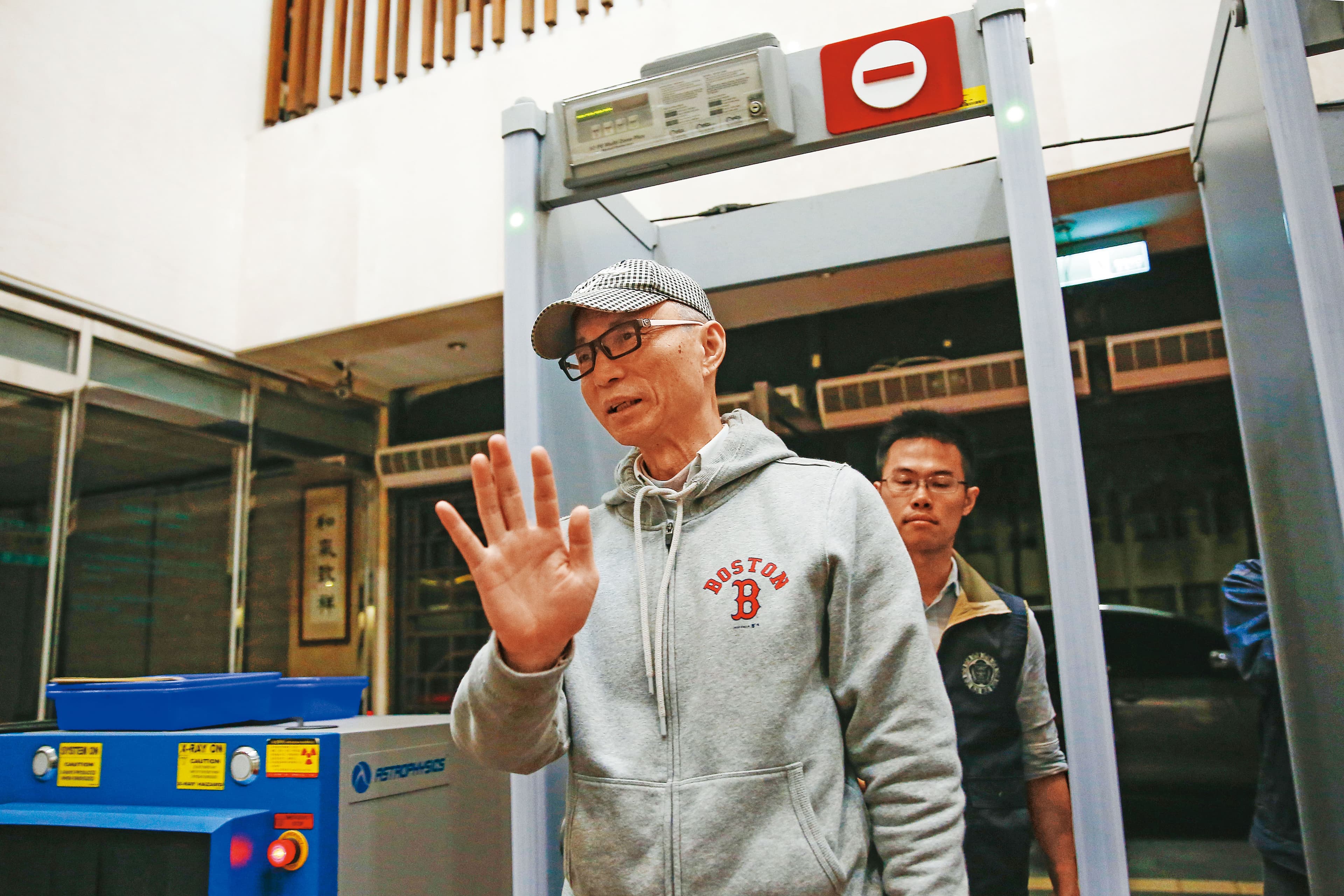 自去年開始，朱國榮就積極拉攏泰山當權派以外的詹家成員。