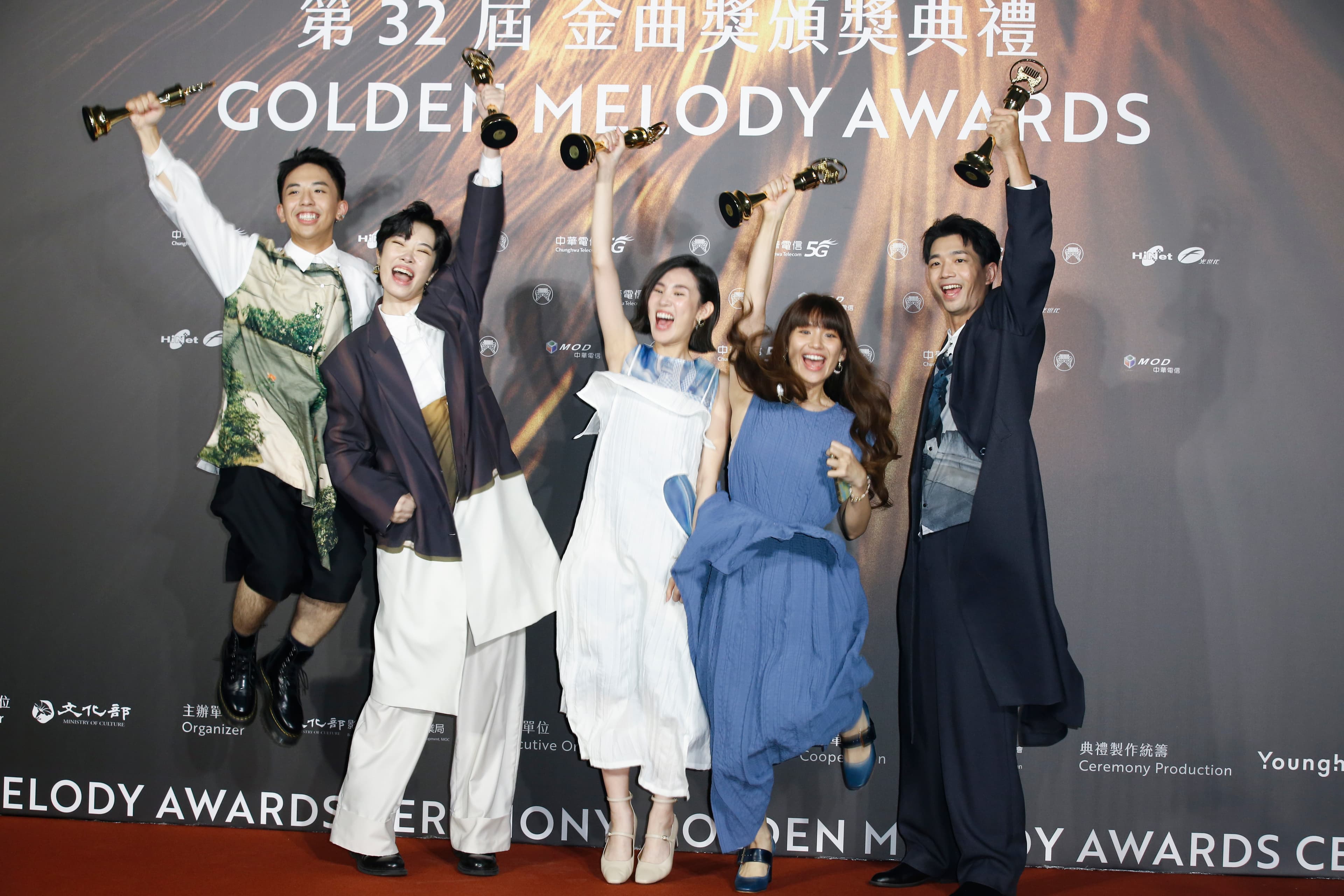 尋人啟事獲得最佳演唱組合獎。
