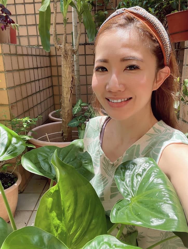 謝忻一度到咖啡廳打工學經驗。（翻攝自謝忻臉書）