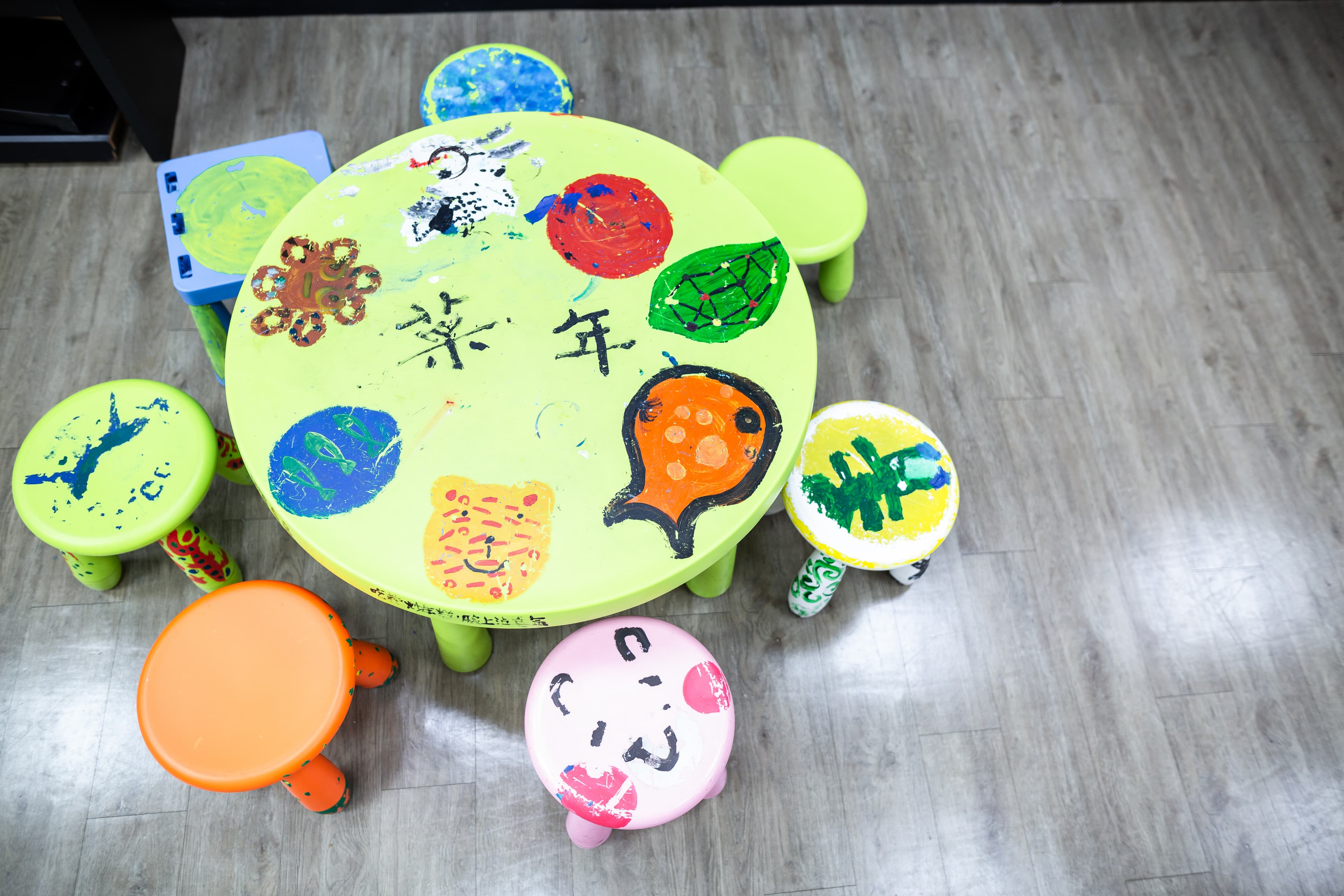 藝術創作是活泉之家重要活動，陪伴病友用創作抒發說不出口的心情，疫情期間卻被迫暫停。