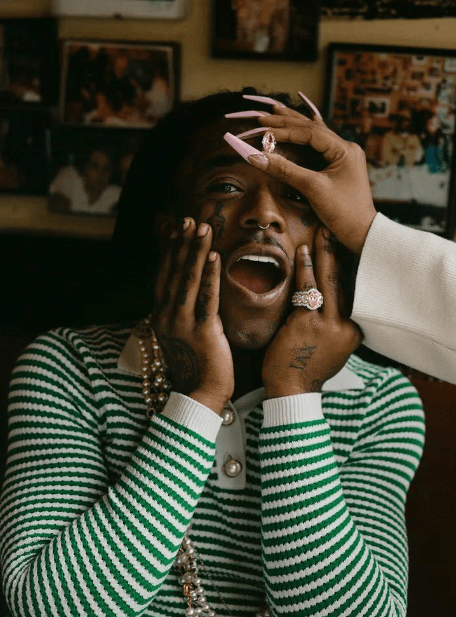 小烏茲弗特額頭的鑽石非常搶眼。（翻攝Lil Uzi Vert IG）
