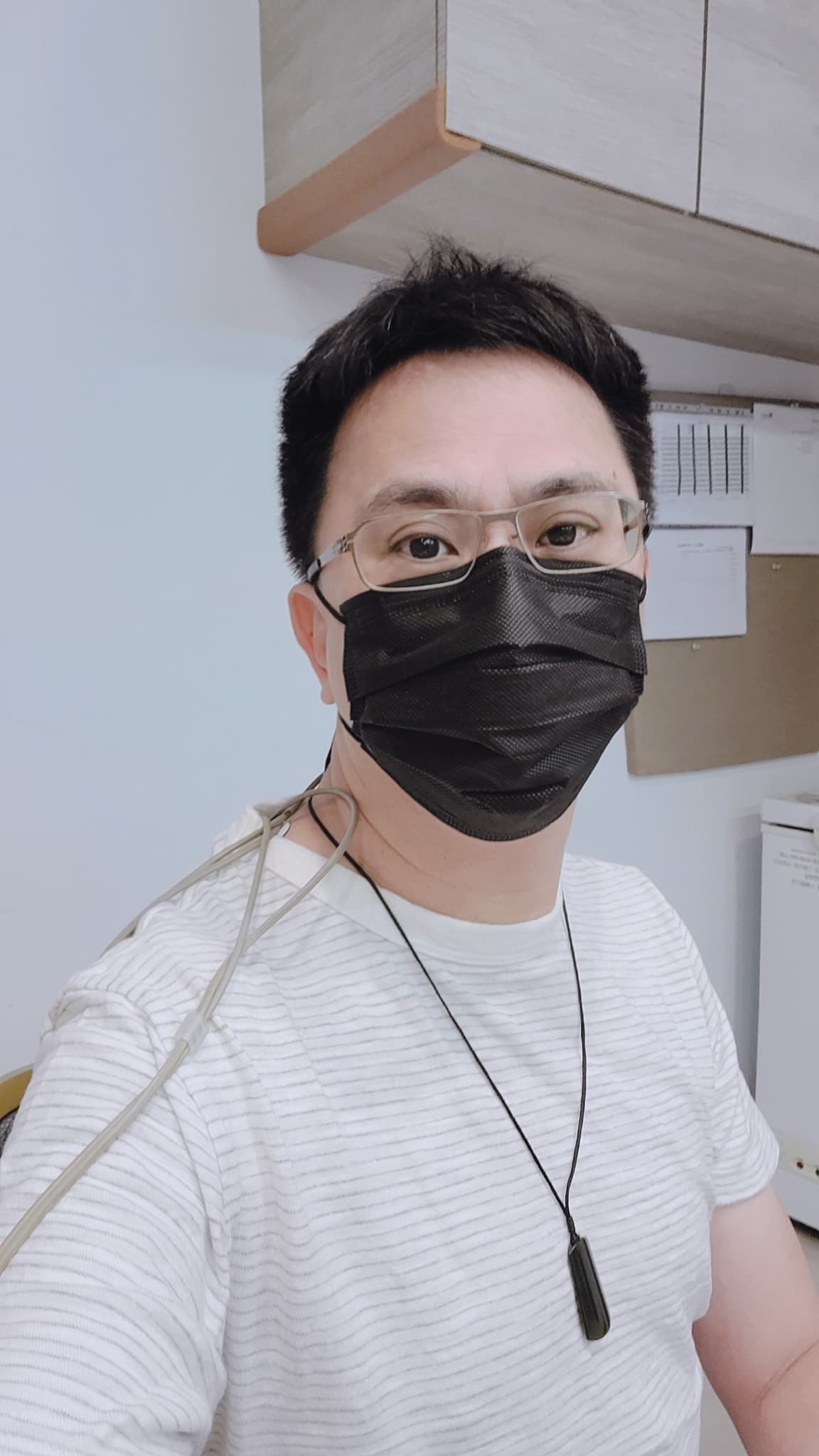 關心疫情的486先生，呼籲大眾務必戴緊口罩。（翻攝486先生臉書）