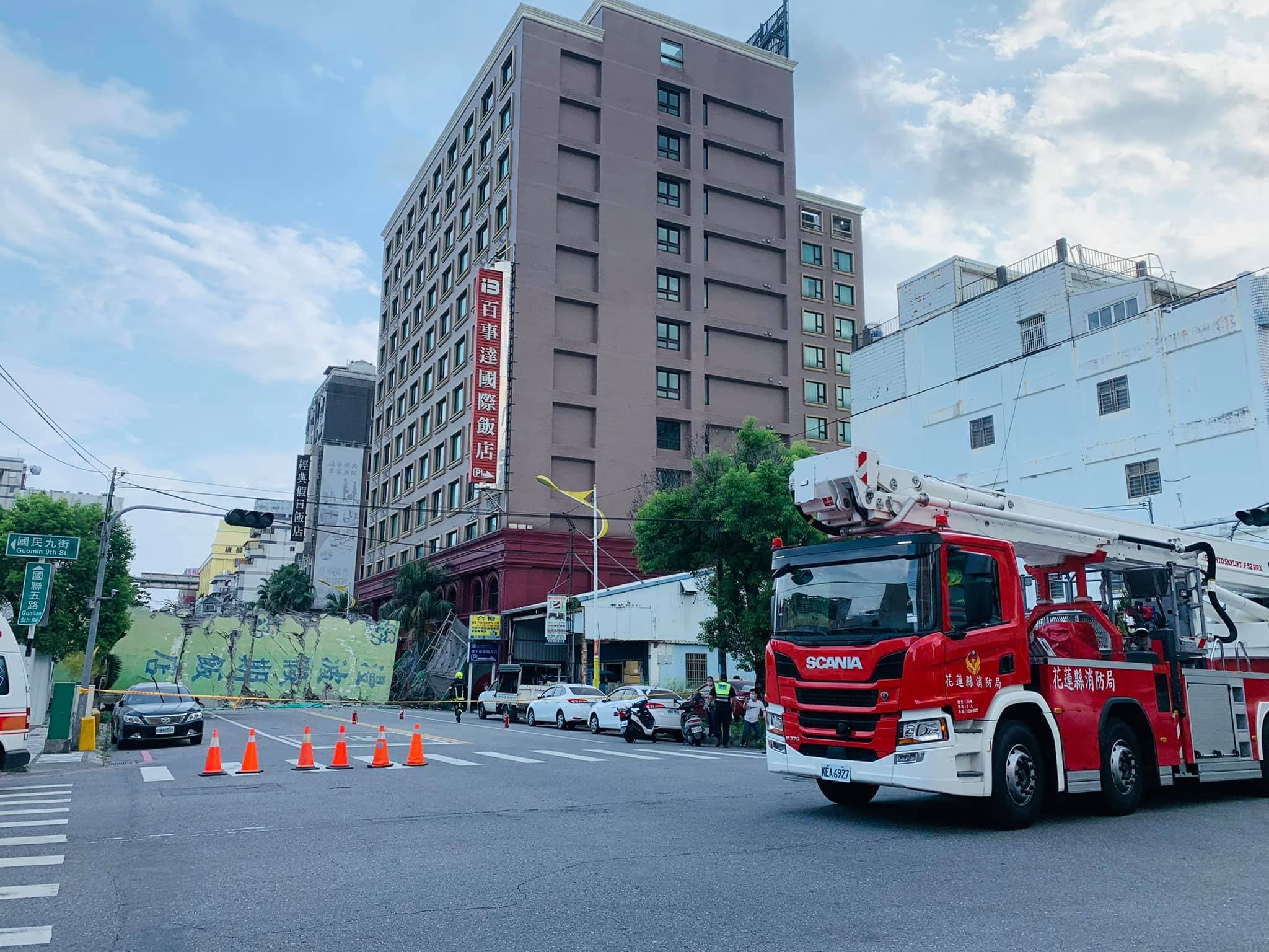 消防車到現場救援。（翻攝自花蓮同鄉會臉書）
