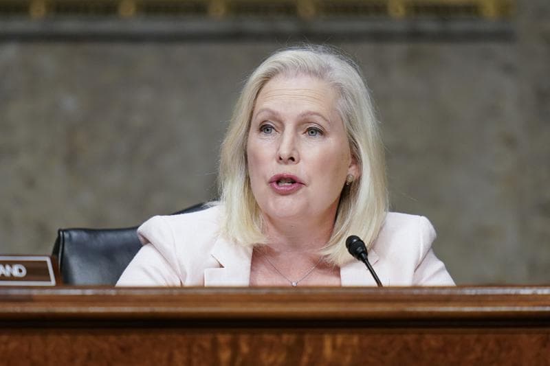 陸天娜證實，是她將兩位參議員的電話號碼透露給梅根。（翻攝SenGillibrand推特）