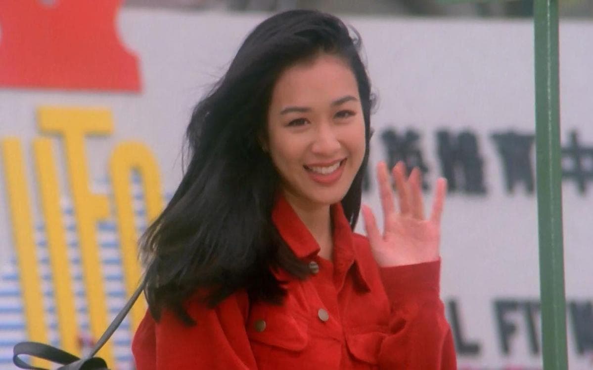 年輕時的鍾麗緹健美又艷麗的形象成為一代女神。（翻攝自微博）