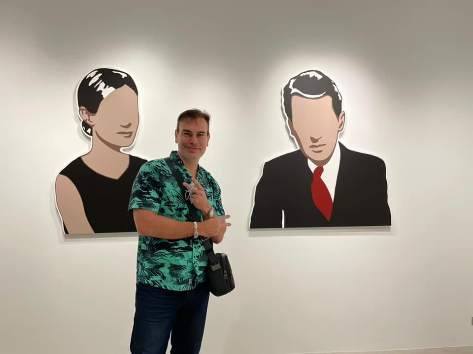 史考特是國際間知名的超自然學家。（翻攝Scott Waring臉書）