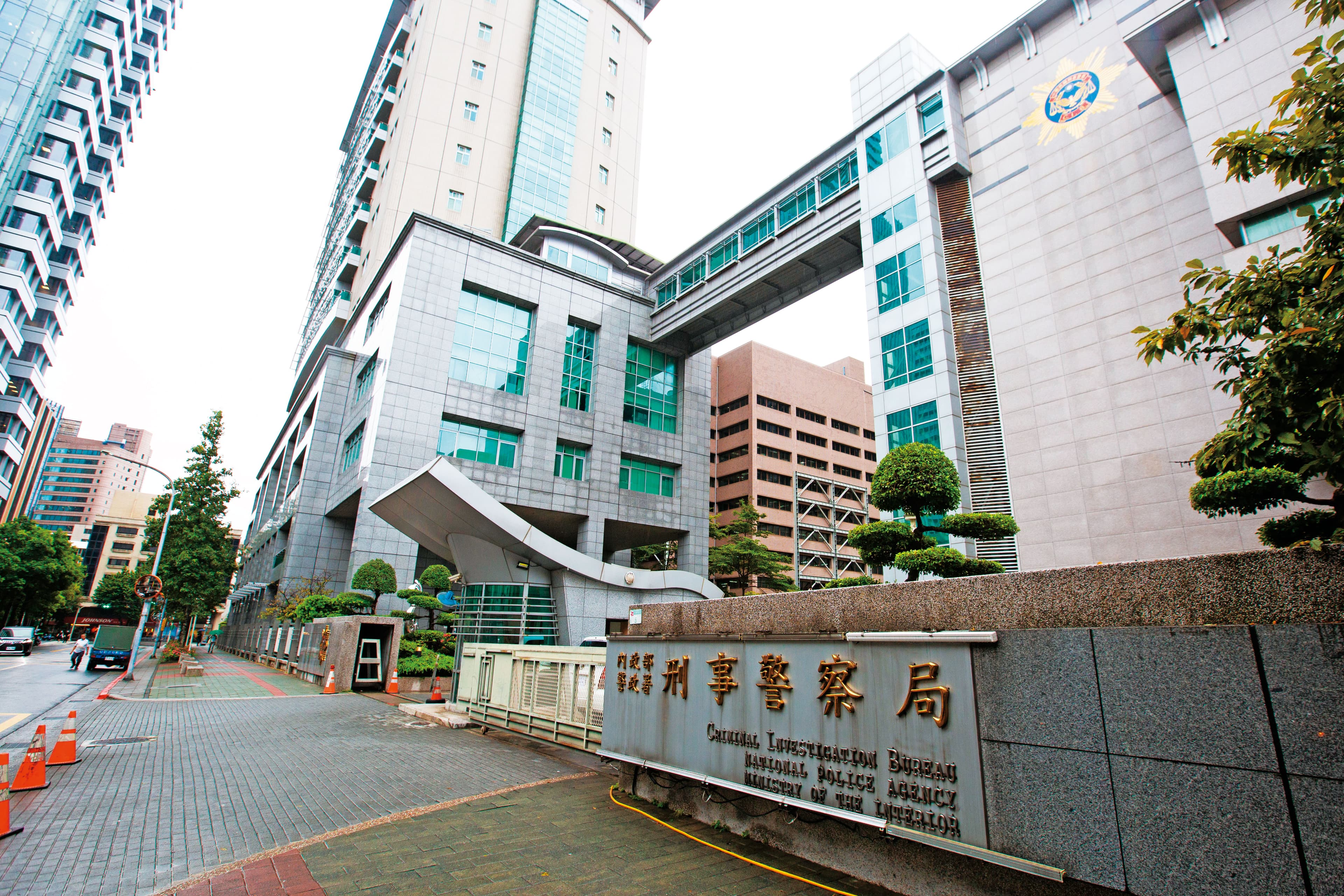同仁遭猛犬咬傷後，刑事局（圖）已啟動關懷機制，並協助追究法律責任。