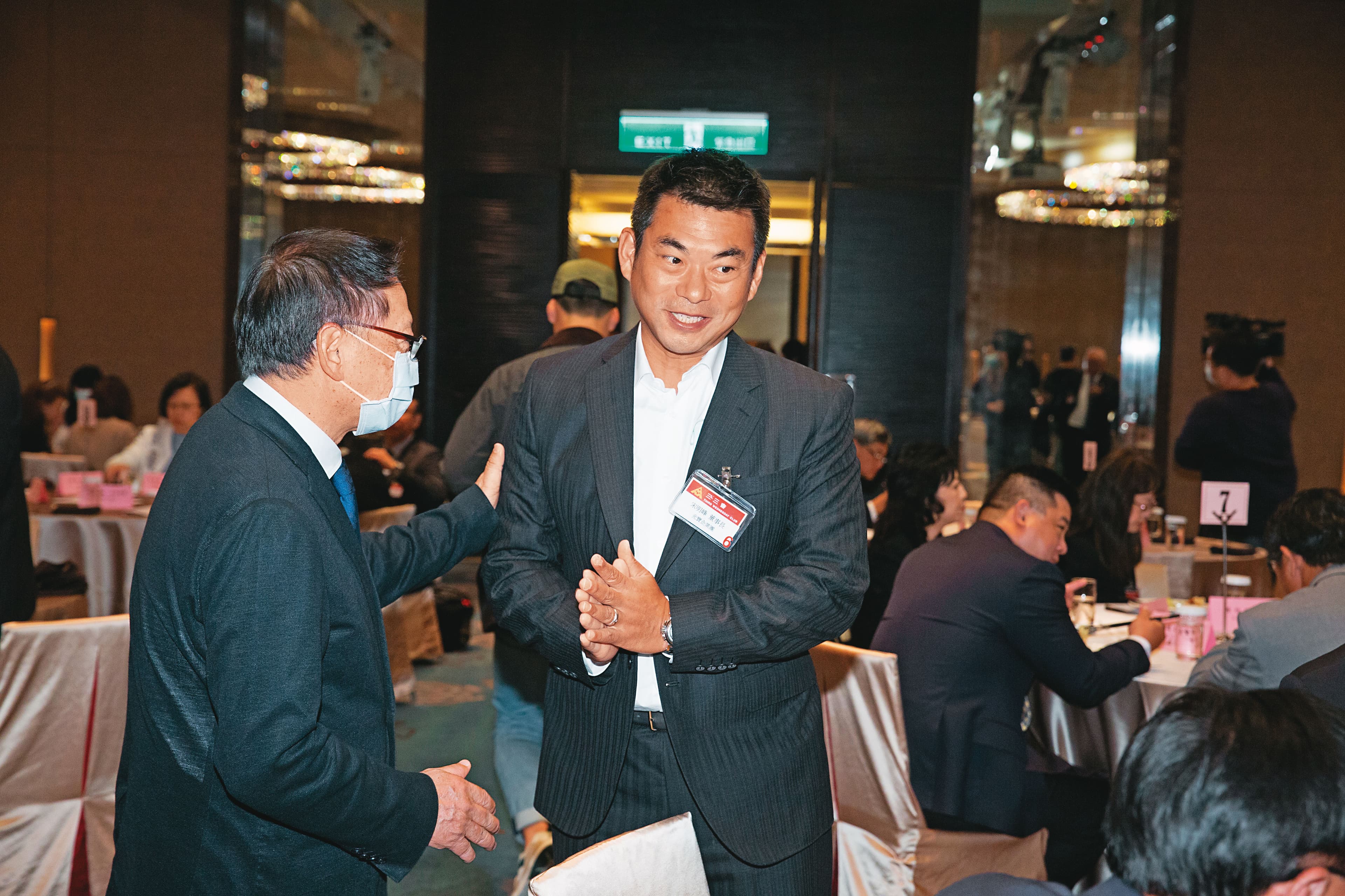 光寶董事長宋明峰在2020年接任後，積極整合集團產品主攻IoT解決方案，智慧杆和智慧路燈成為重要產品線。
