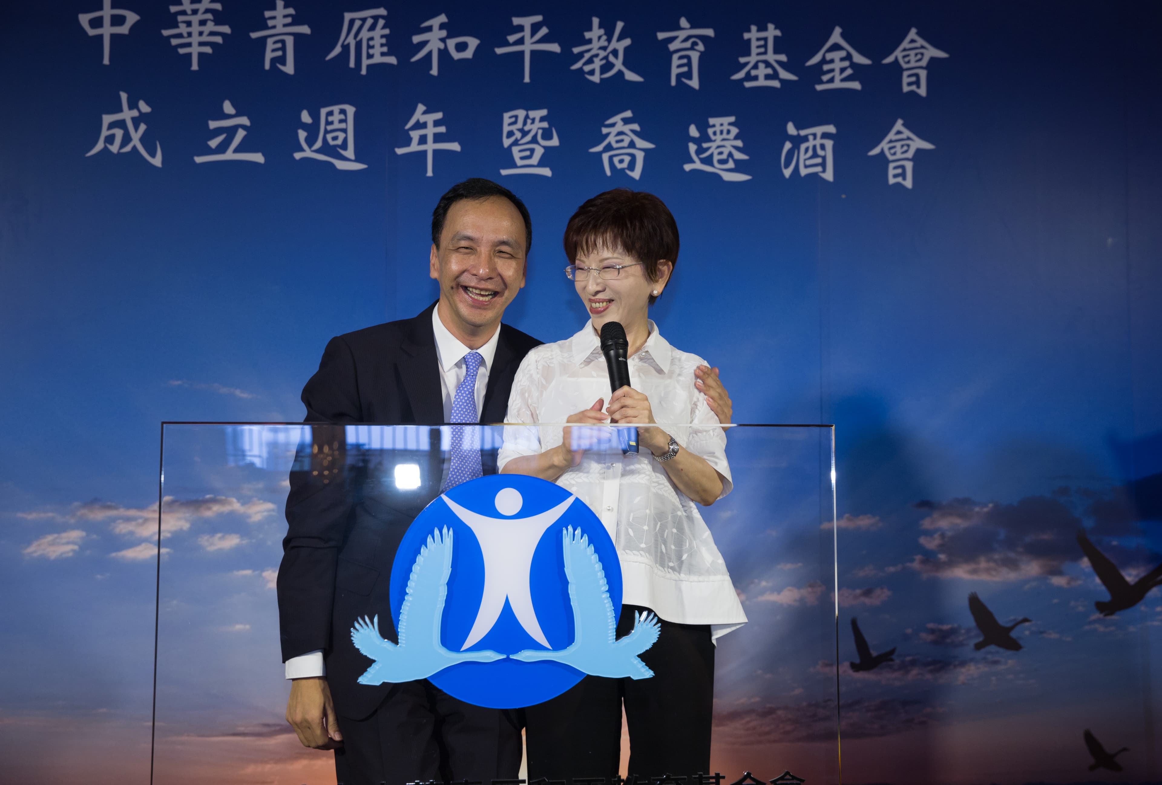 針對朱立倫（左）未親自開記者會說明，洪秀柱（右）直批「不智」。（本刊資料照）