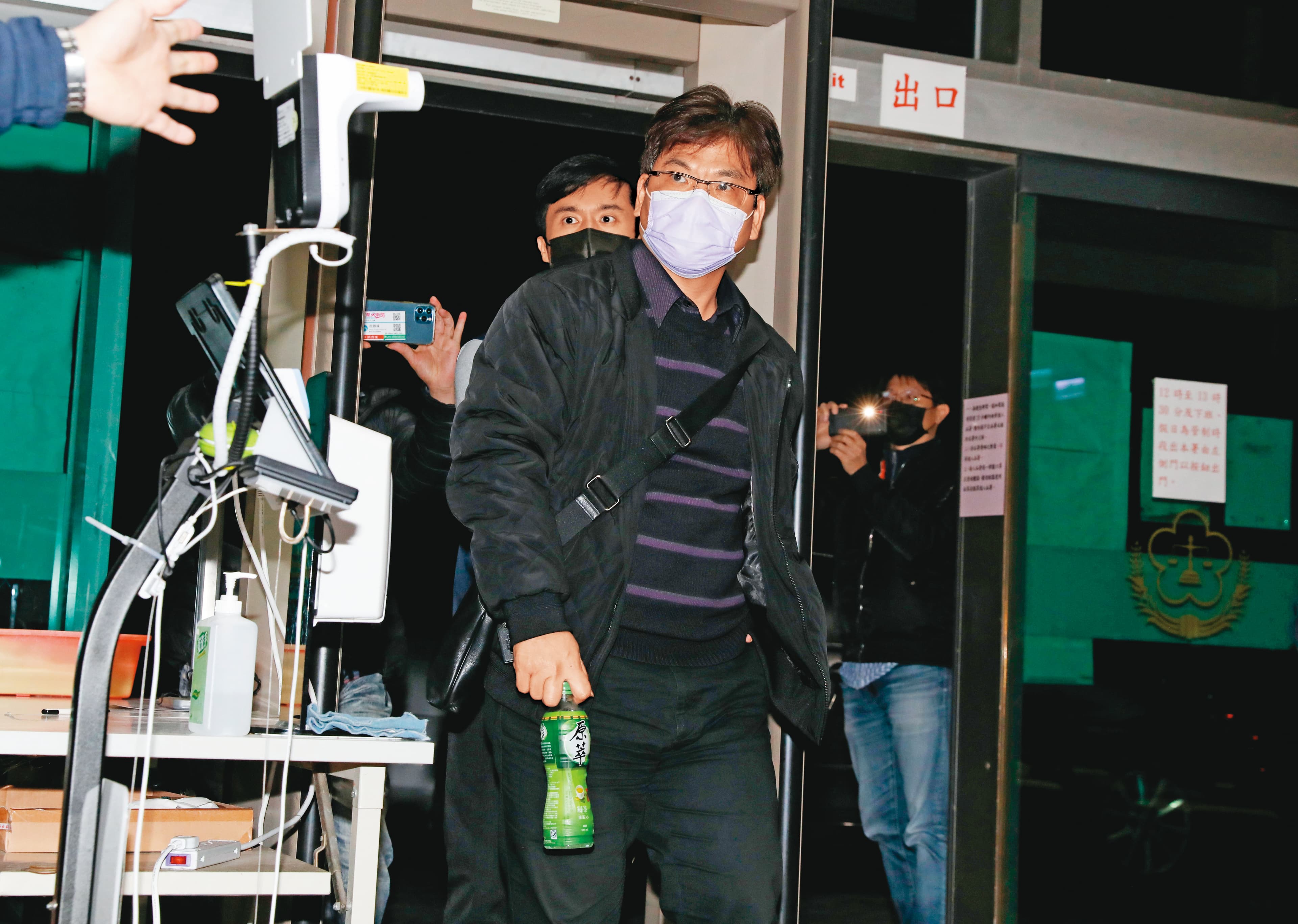 宜蘭縣政府建設處代理處長吳朝琴因涉及羅東土地都市計畫變更案，有圖利地主之嫌，遭檢方聲押禁見獲准。