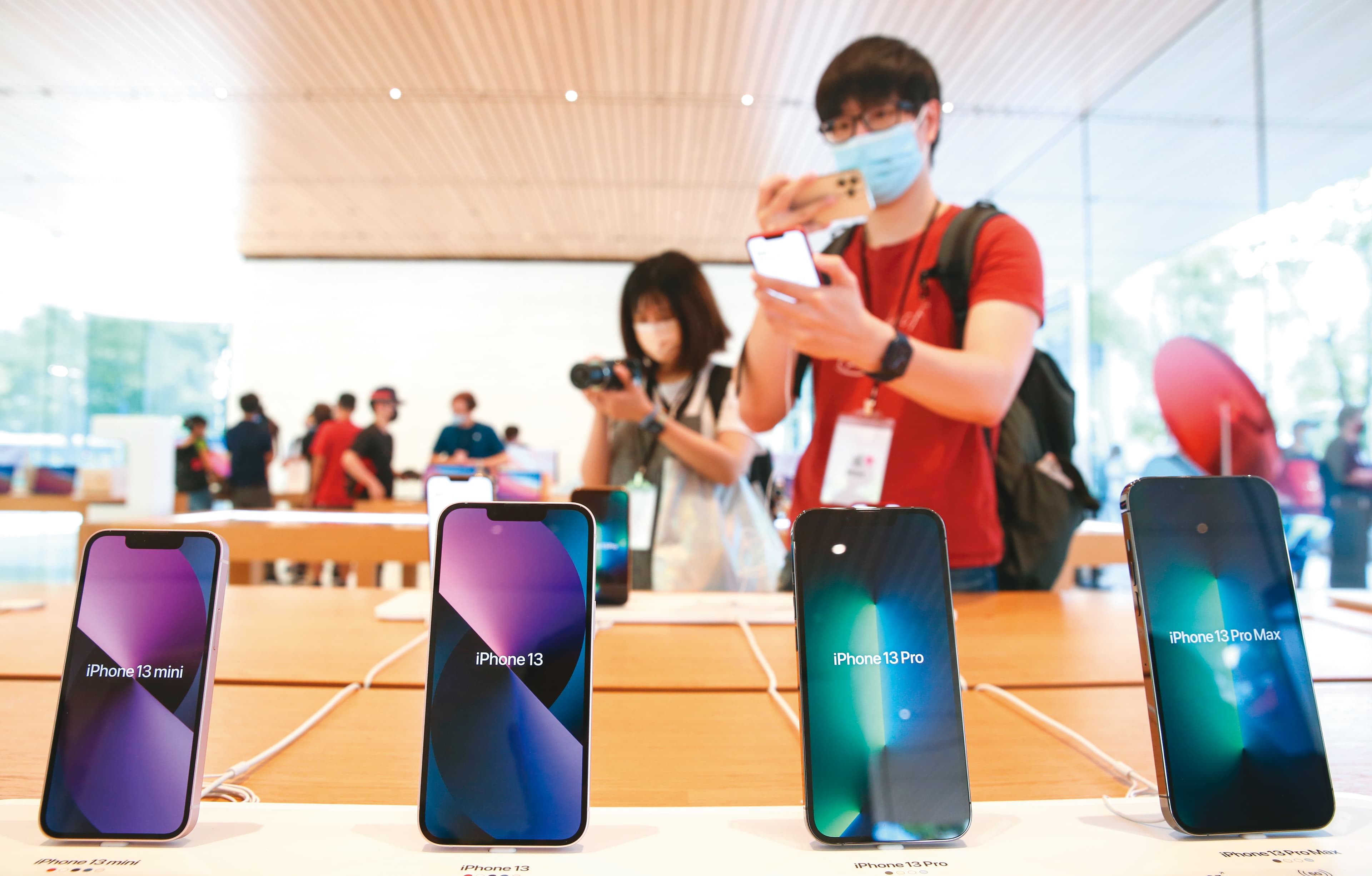 5G通訊時代來臨，手機品牌大廠也積極推出新產品。