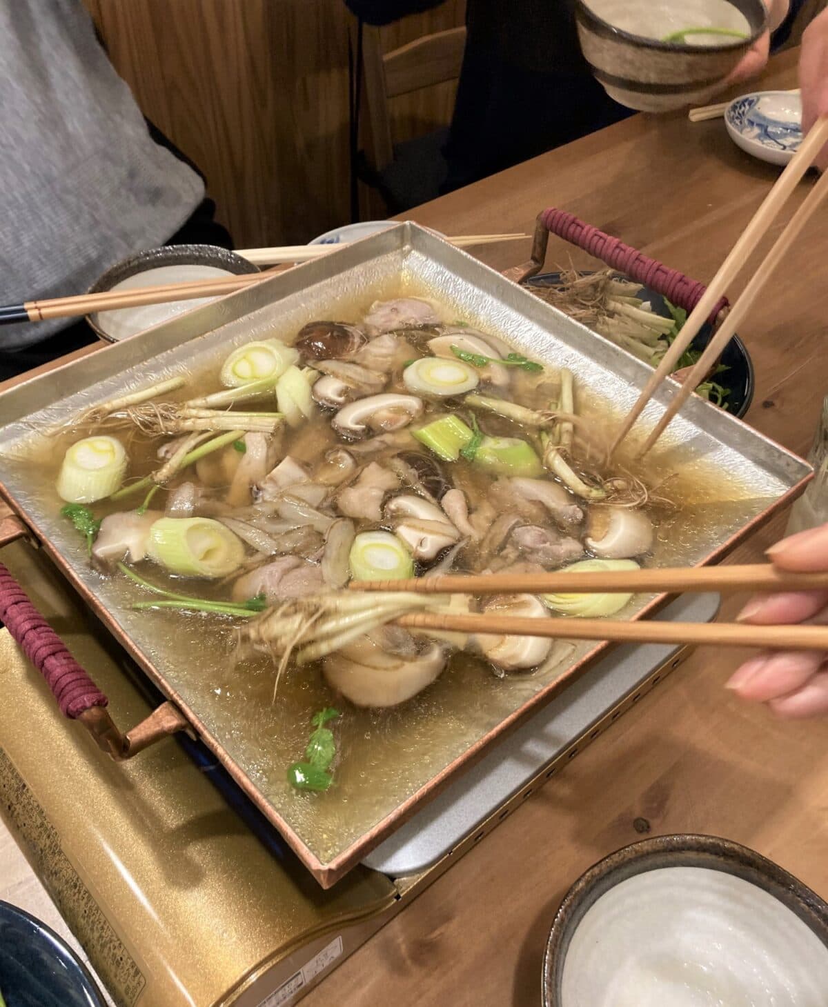 雖然食材非常簡單，但水芹鍋有一種引人入勝的清甜滋味。（Visit MIYAGI提供） 