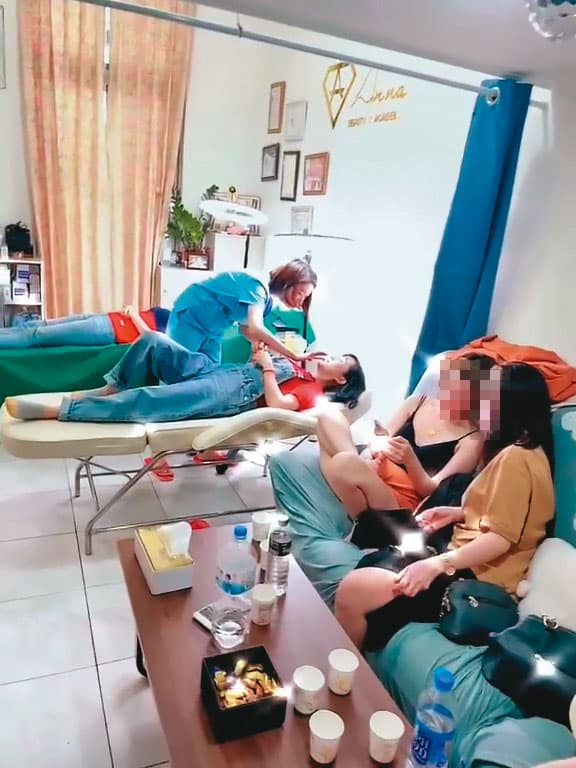 陳女的客人很多，號稱一天最多可賺30萬元。（讀者提供）