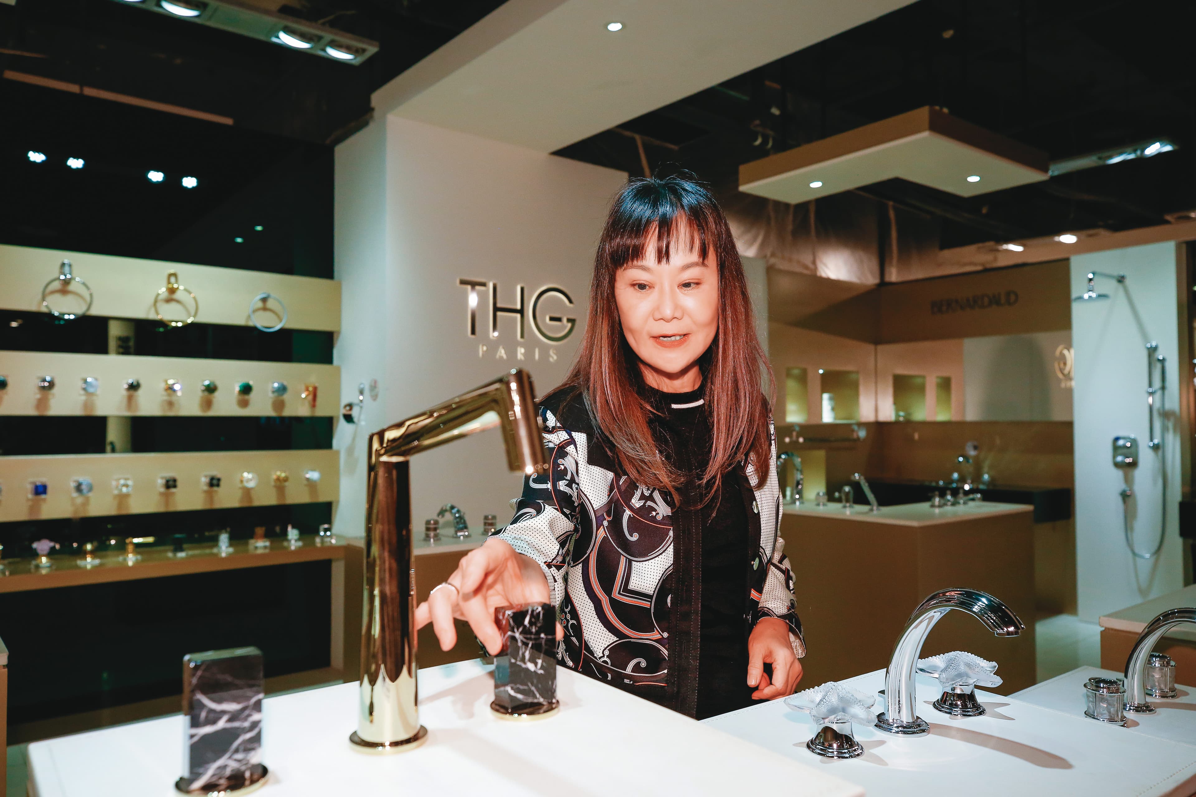 斯夏齡廣布產品線，自豪顧客在店裡絕對找得到東西。