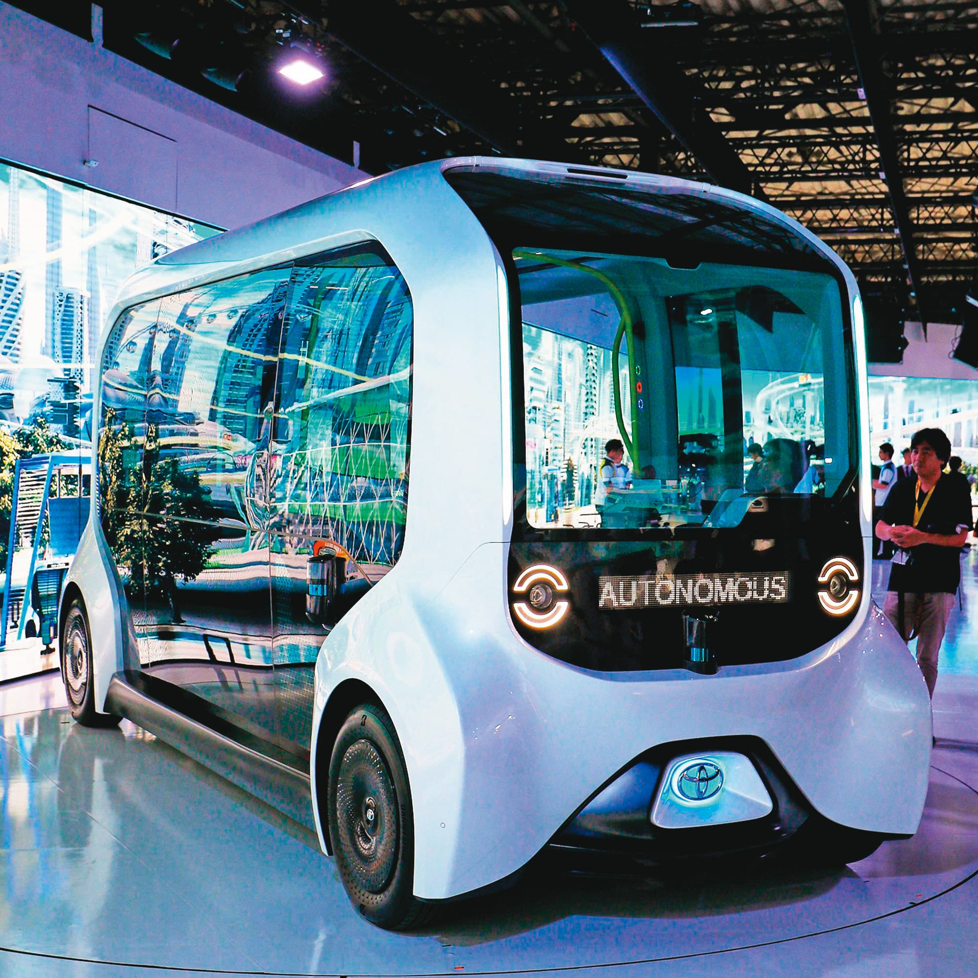 2021年東京奧運提供的自動化無人接駁車，自駕軟體係來自日本Tire IV，而硬體則由台廠凌華賣給Tire IV。（翻攝TOYOTA臉書）