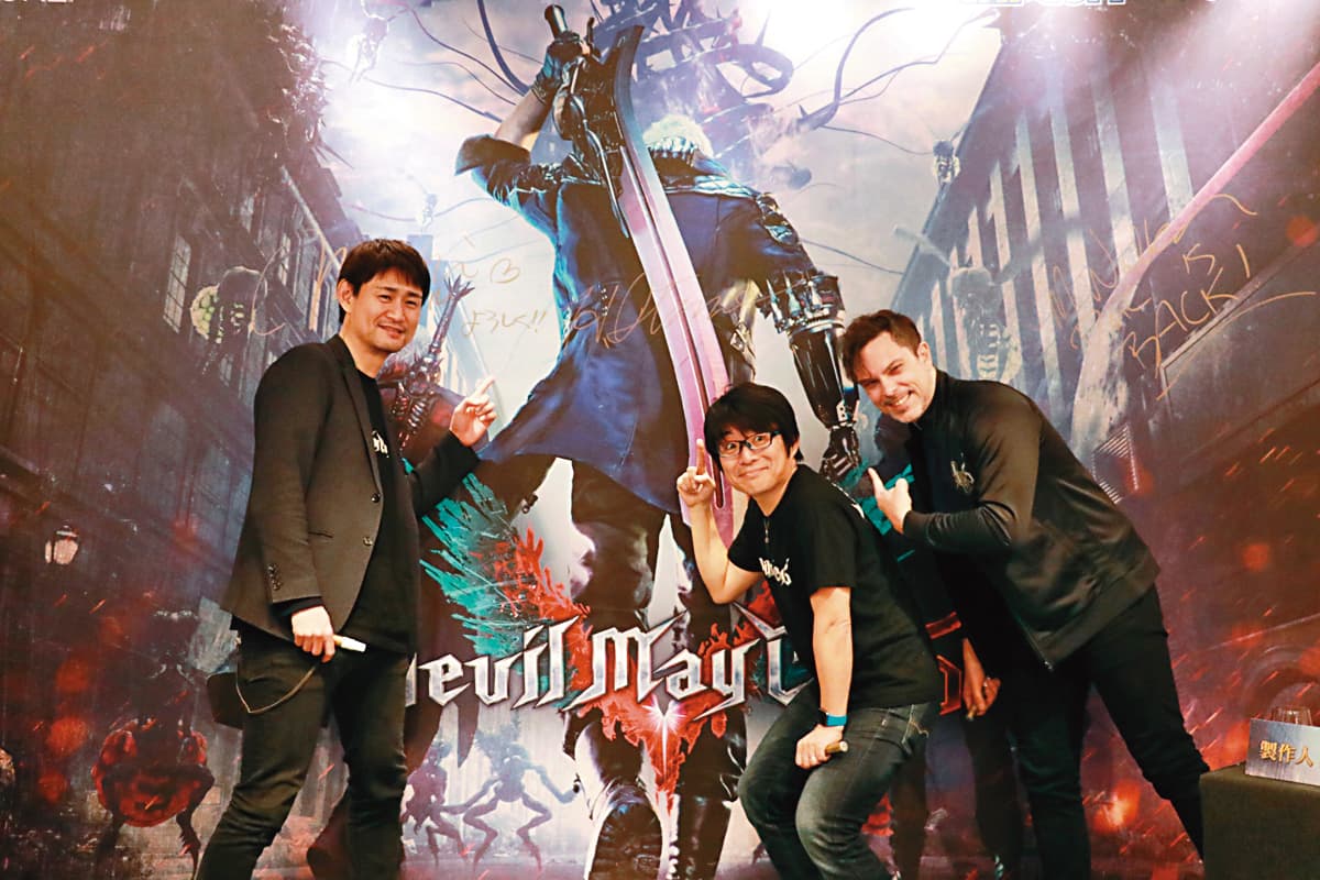 卡普空與傑仕登關係緊密，2018年邀請《惡魔獵人5》資深製作人岡部真輝（左起）、總監伊津野英昭及製作人馬修沃克訪台。（傑仕登提供）