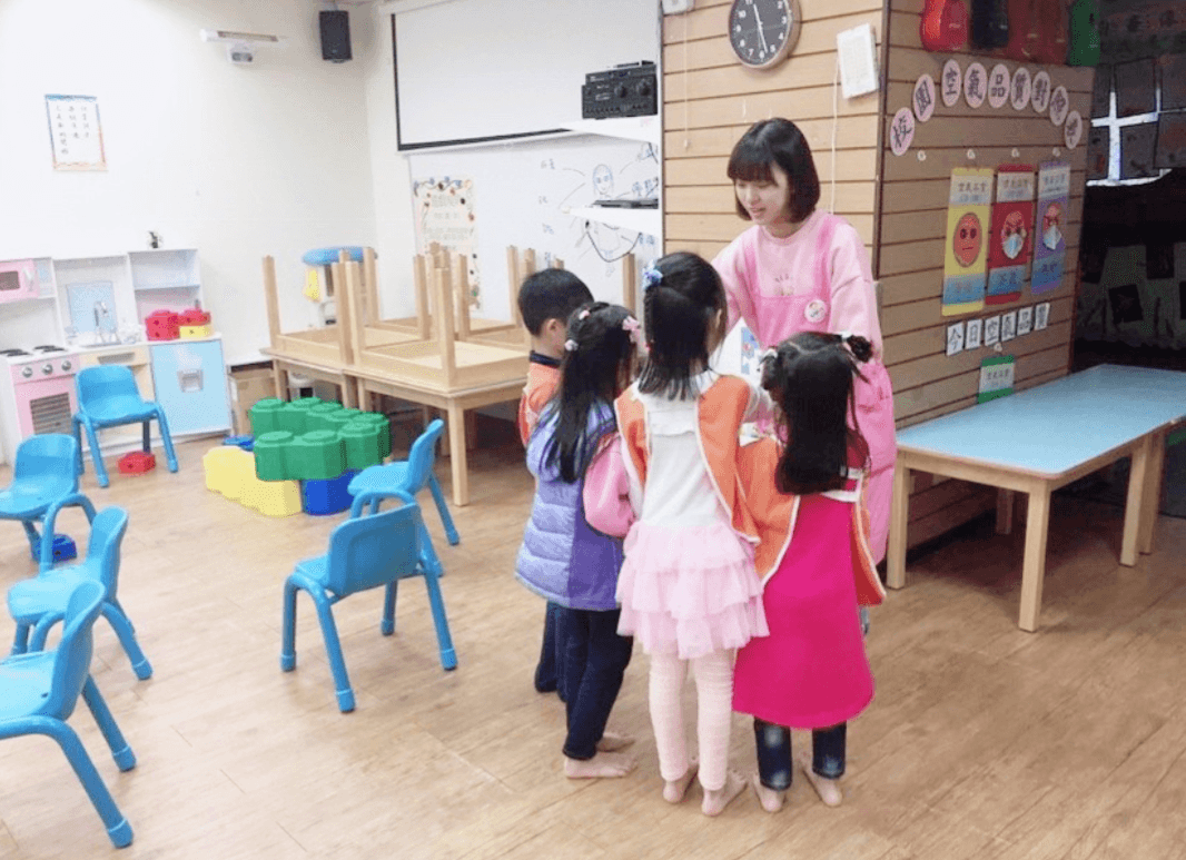 幼保科畢業的項婕如當保母經驗豐富，去年疫情她果斷回鍋當保母，度過沒收入的3個月空窗期。（項婕如提供）