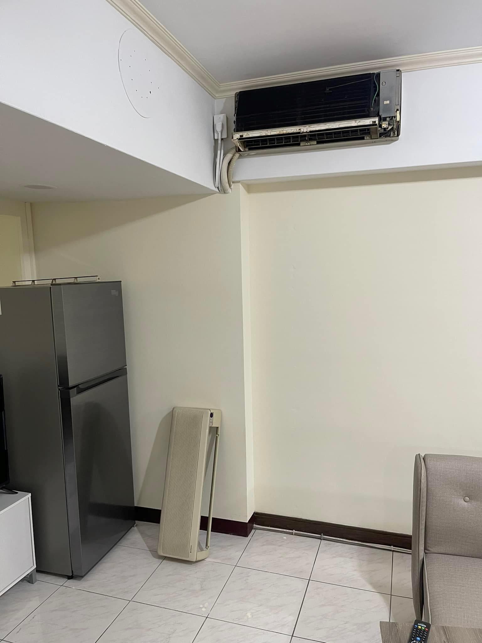 師傅到府後有把機器拆開查看。（翻攝爆料公社）